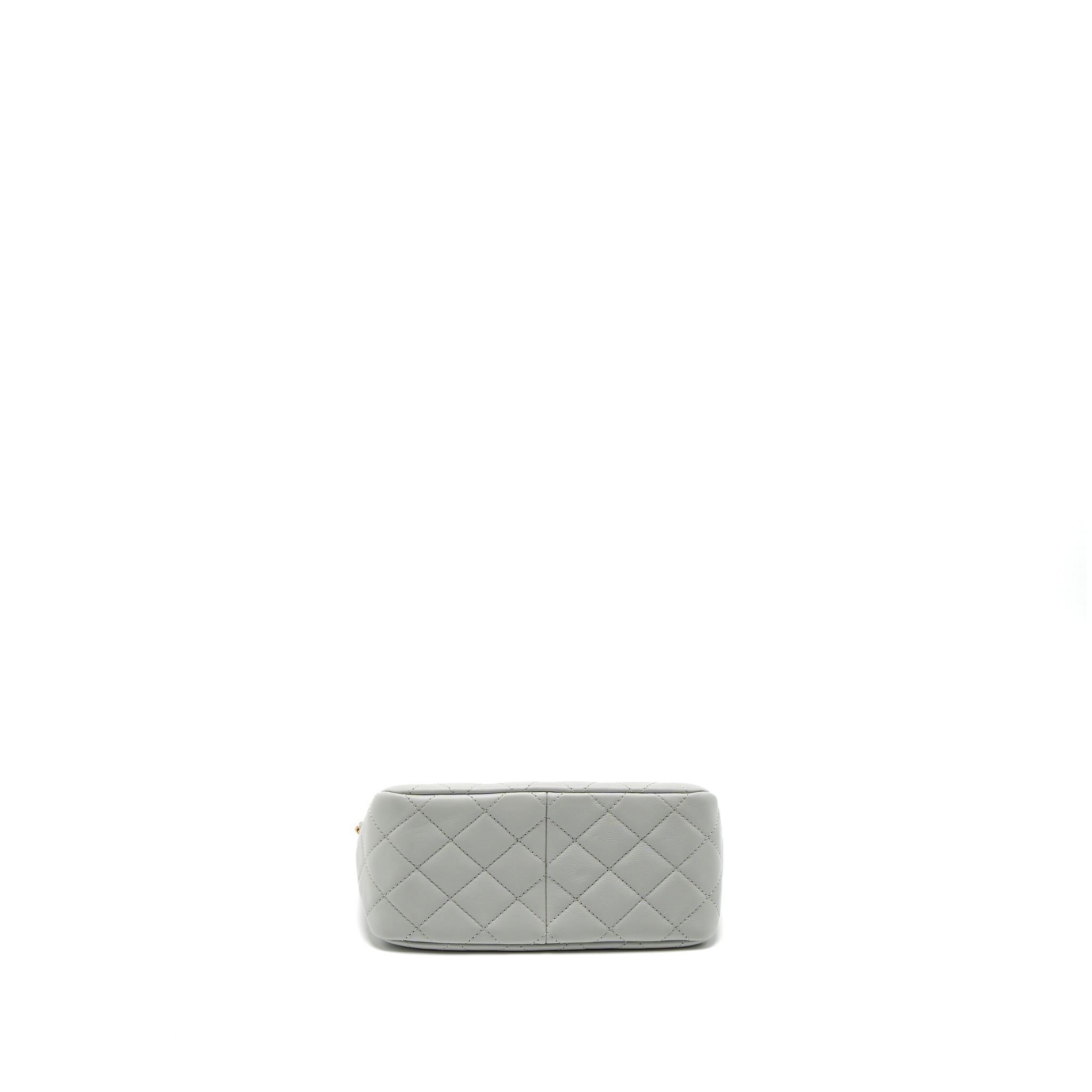 Chanel Pearl Crush Hobo Bag Lambskin Light Grey Brushed GHW (Microchip) - Image 5