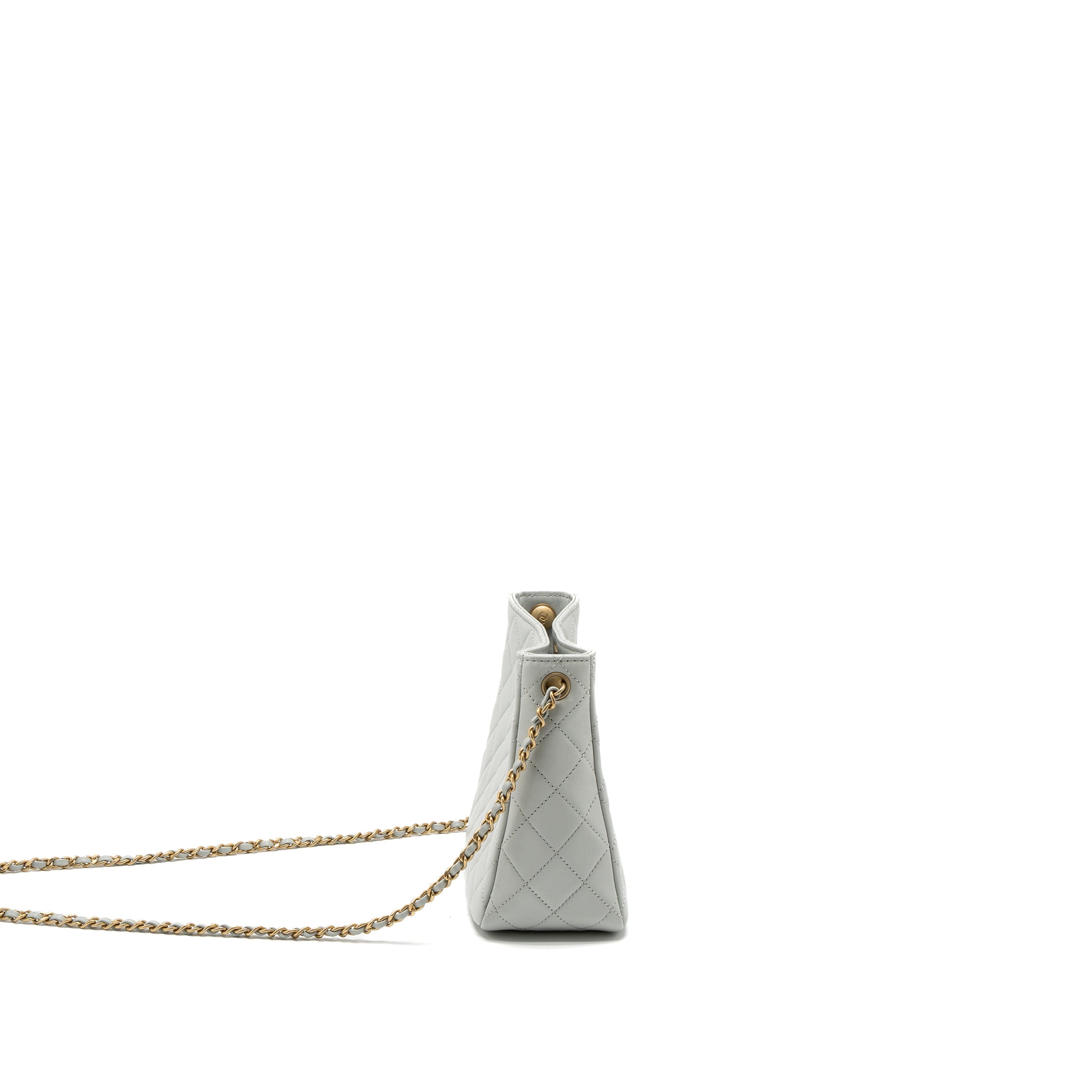 Chanel Pearl Crush Hobo Bag Lambskin Light Grey Brushed GHW (Microchip) - Image 3