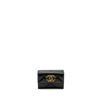Chanel 19 Flap Compact Wallet Lambskin Black GHW (Microchip)