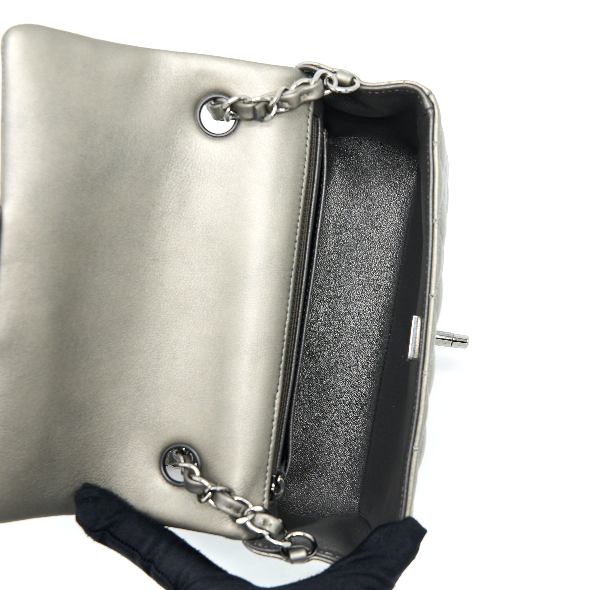 Chanel 21B Mini Rectangular Flap Bag Calfskin Metallic Silver with Shiny Ruthenium Hardware (Microchip) - Image 6