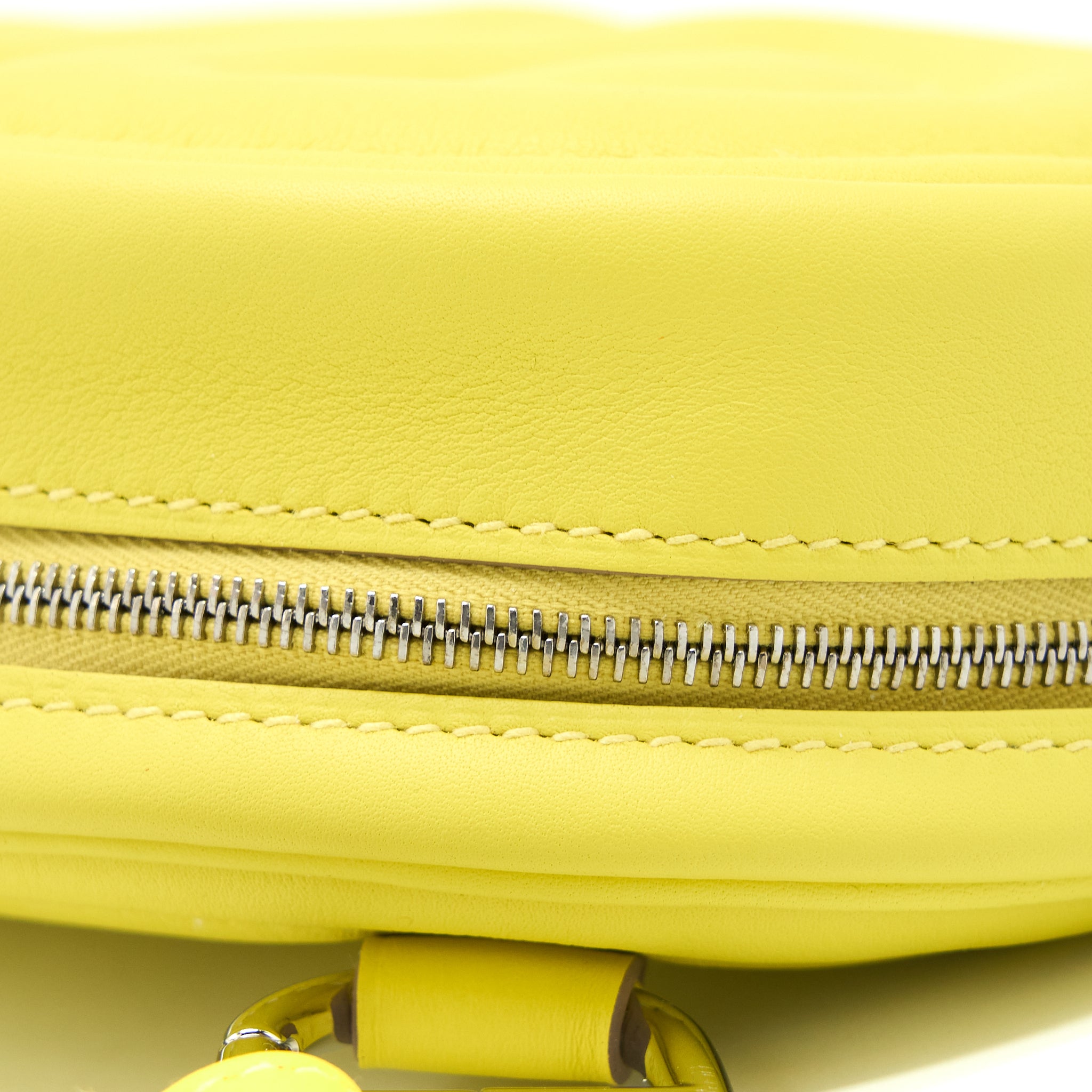 Hermes In The Loop Belt Bag Swift Lime/Sesame SHW Stamp U - Image 6