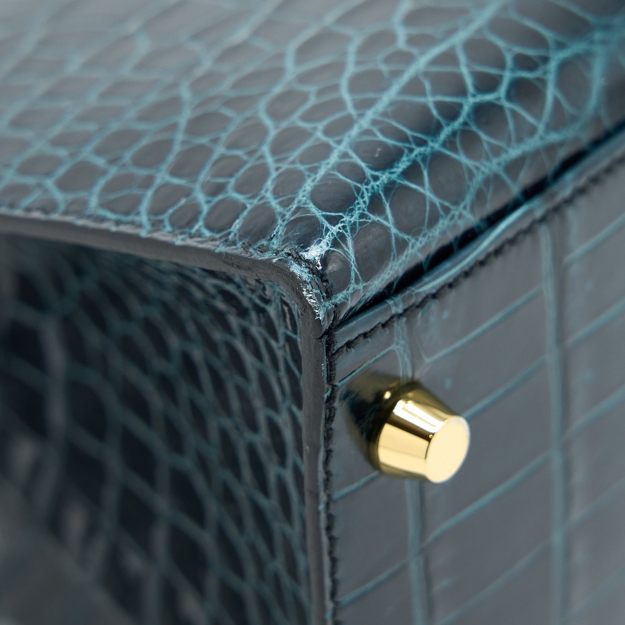 Hermes Kelly 28 Crocodile Porous Kisses V0 Vert Rousseau GHW Stamp D - Image 15