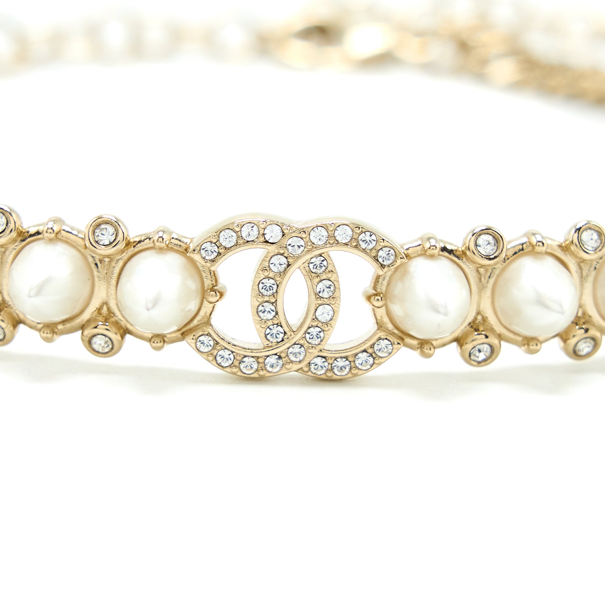 Chanel Crystal CC Logo Chocker Pearl/Crystal Light Gold Tone - Image 2