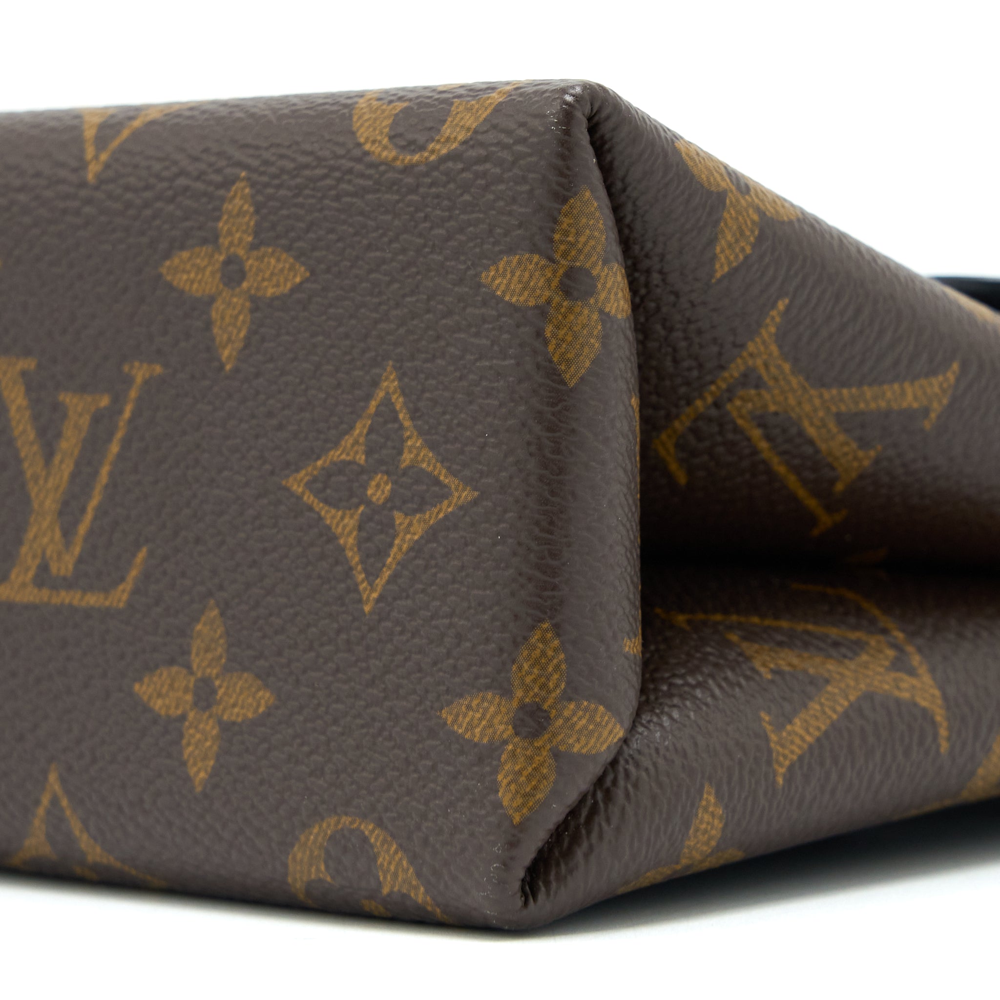 Louis Vuitton Locky BB Monogram Canvas/Leather Black GHW - Image 10