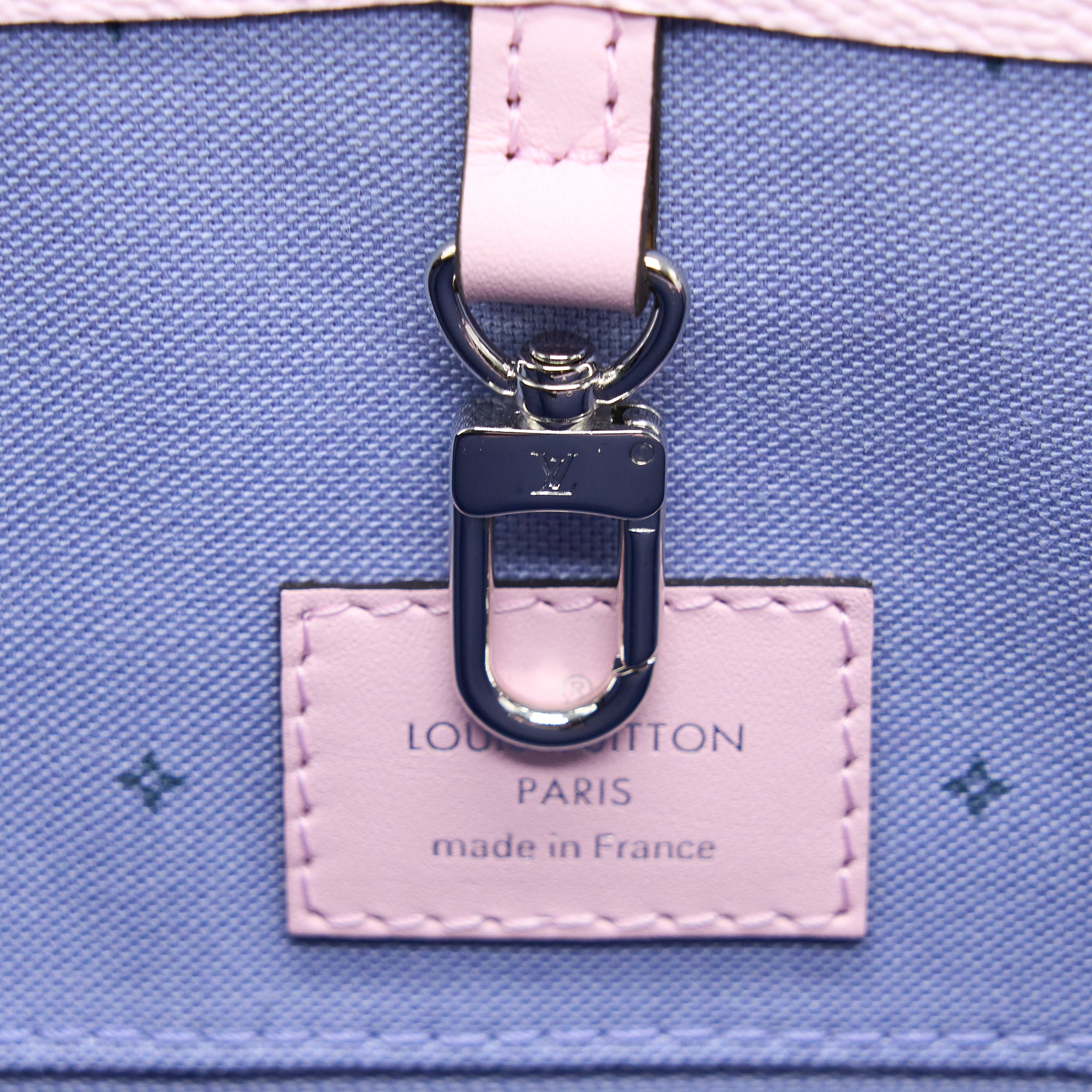 Louis Vuitton Escale OnTheGo GM Tote Bag Pastel Monogram Canvas SHW - Image 7