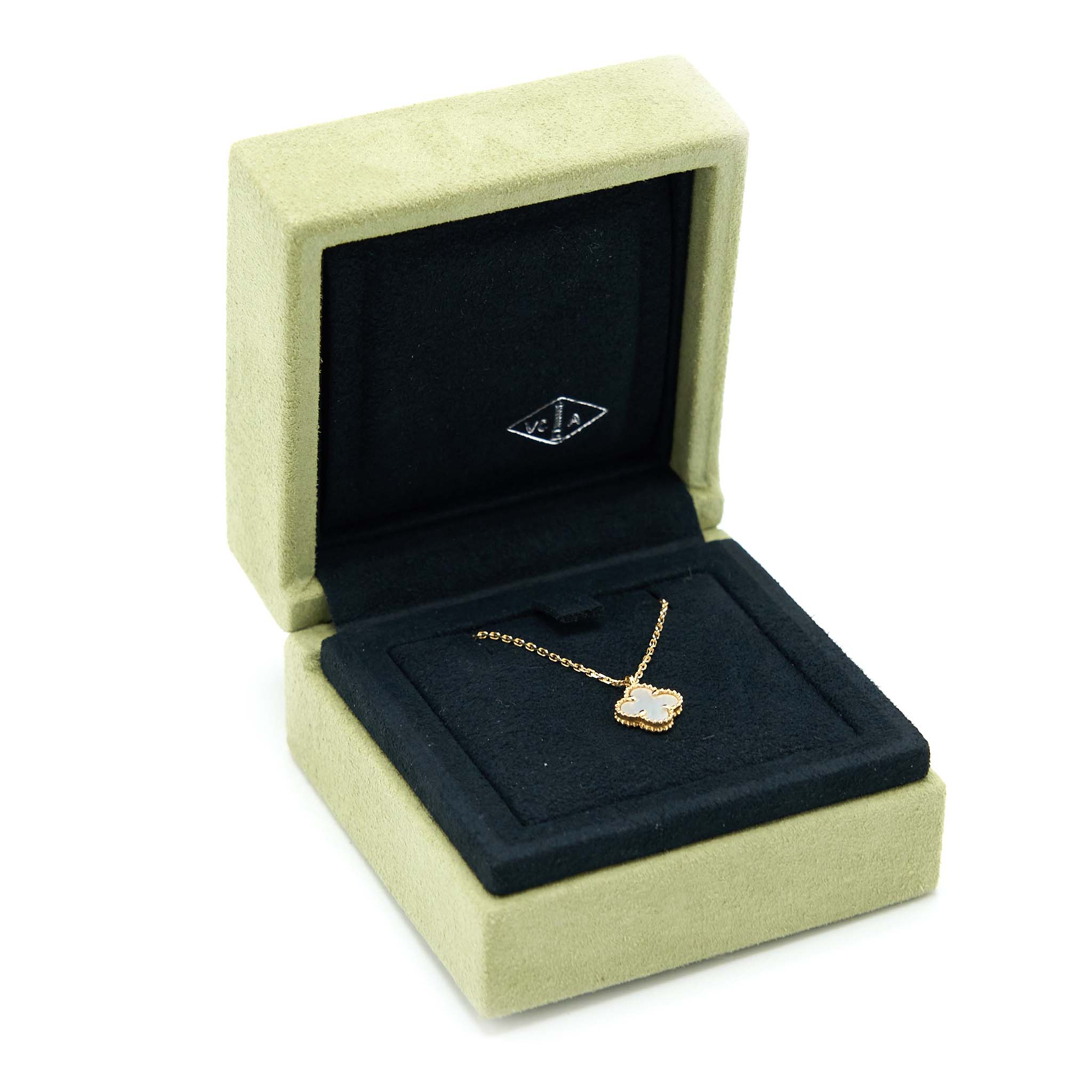 Van Cleef & Arpels Sweet Alhambra Pendant White Mother of Pearl 18K Yellow Gold - Image 3