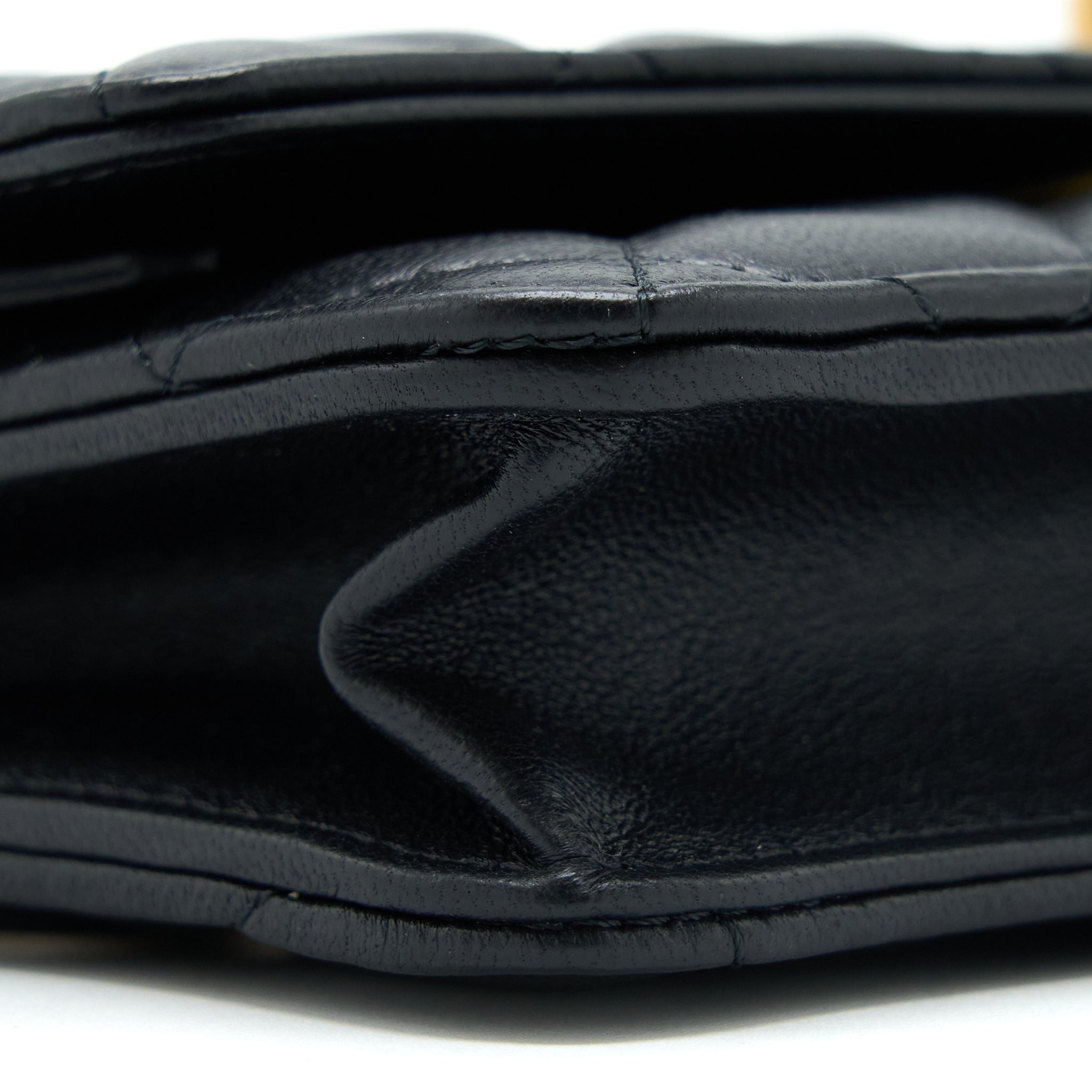 Chanel Pearl Crush Wallet On Chain Lambskin Black GHW (Microchip) - Image 10