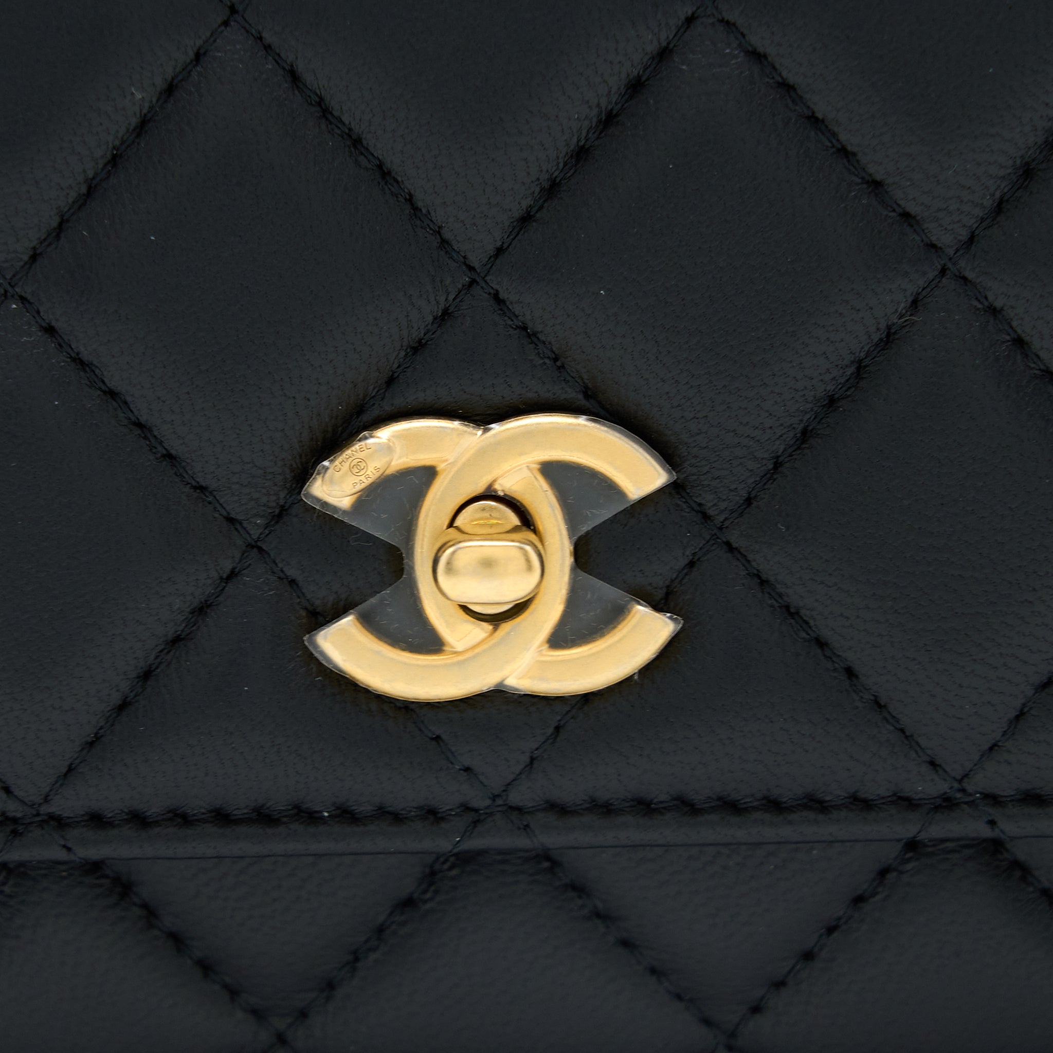 Chanel Pearl Crush Wallet On Chain Lambskin Black GHW (Microchip) - Image 6