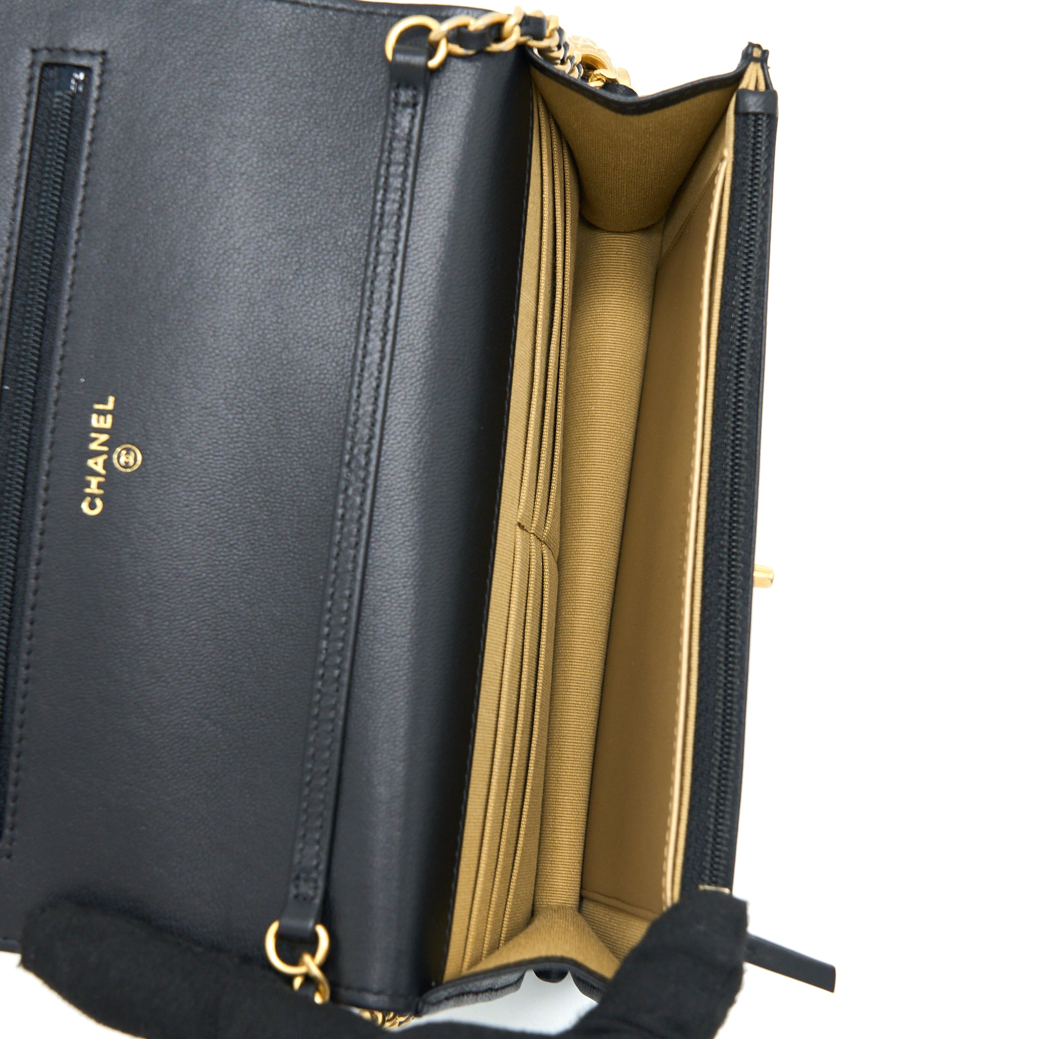 Chanel Pearl Crush Wallet On Chain Lambskin Black GHW (Microchip) - Image 5
