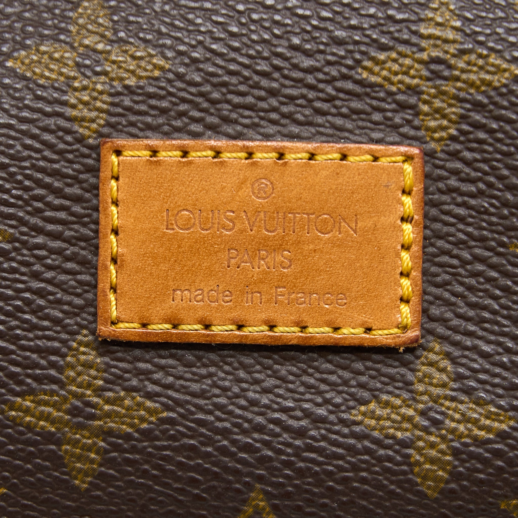Louis Vuitton Vintage Saumur Cloth Crossbody Bag Monogram Canvas GHW - Image 18