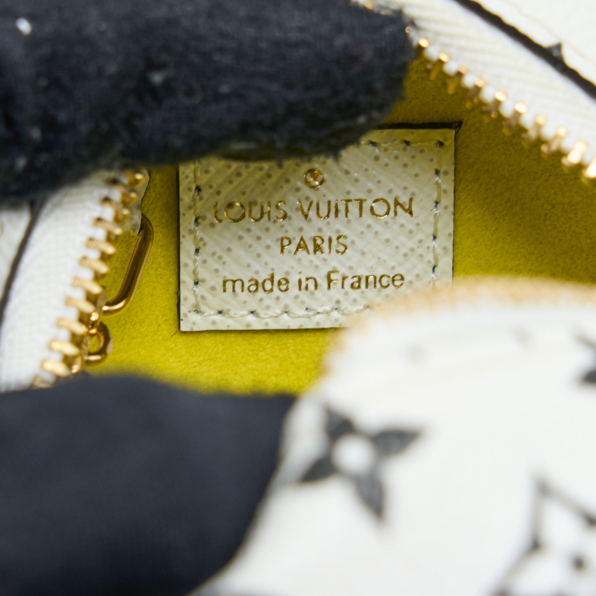 Louis Vuitton Key Chain Cube Coin Purse Monogram Canvas Multicolour GHW - Image 13