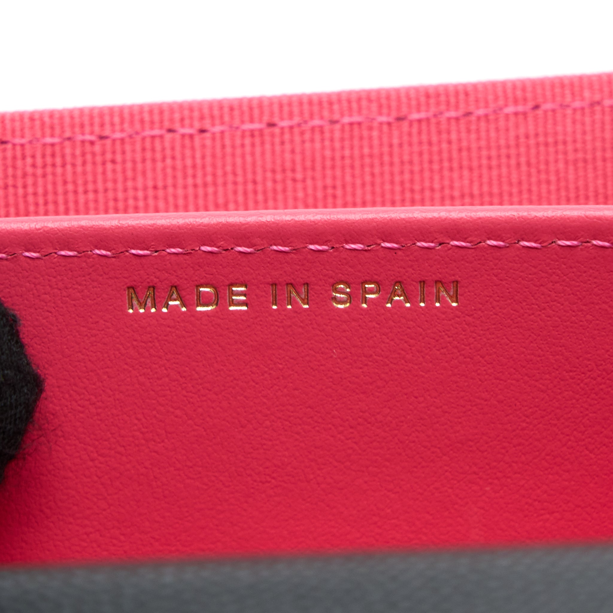 Chanel 23P Detail Logo Flap Card Holder Caviar Black LGHW (Microchip) - Image 9