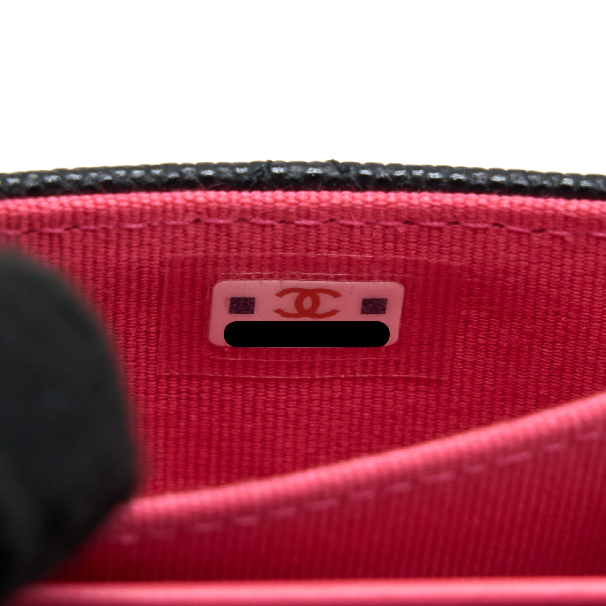 Chanel 23P Detail Logo Flap Card Holder Caviar Black LGHW (Microchip) - Image 10
