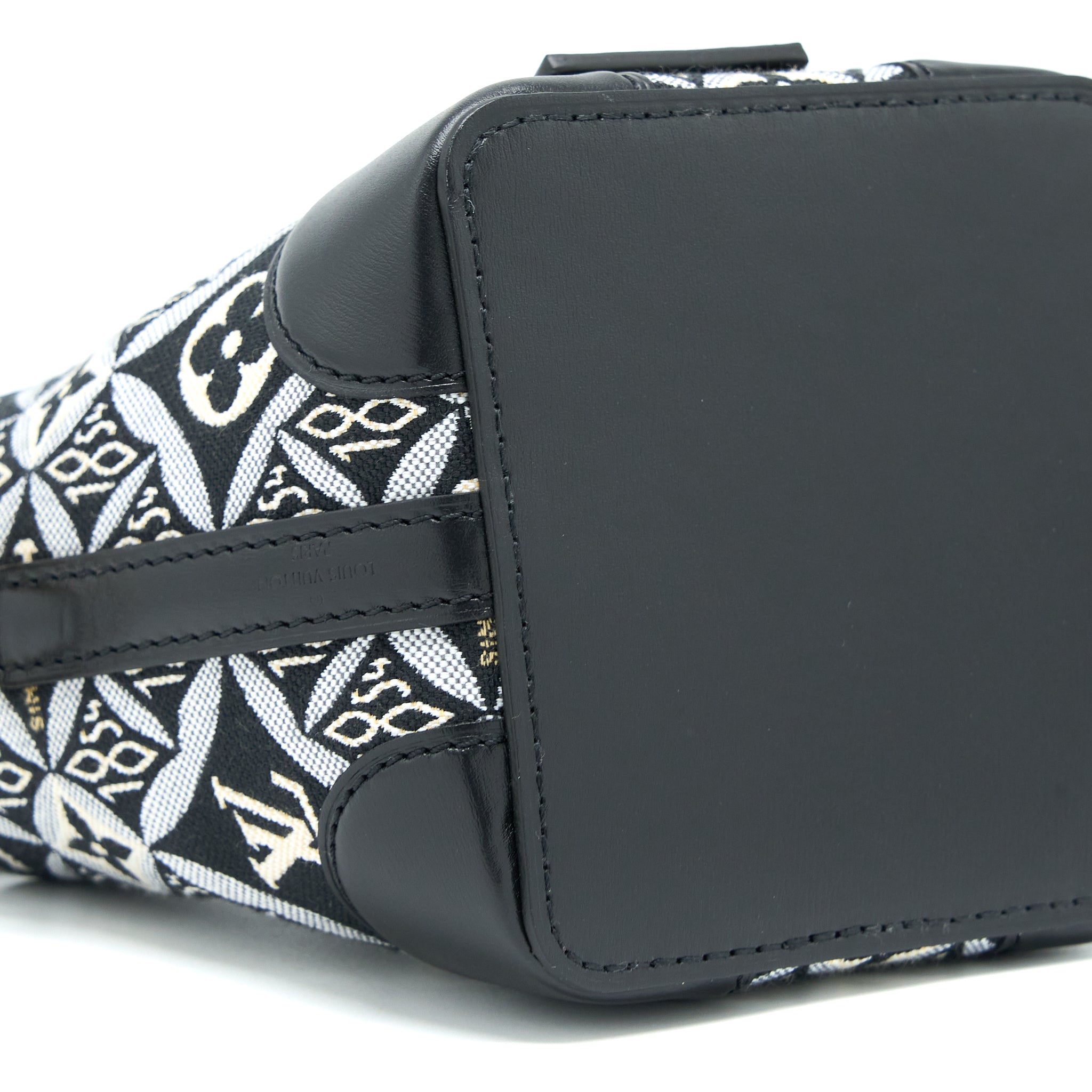 Louis Vuitton Since 1854 Noe Purse Canvas/Leather Black/Multicolour GHW - Image 10