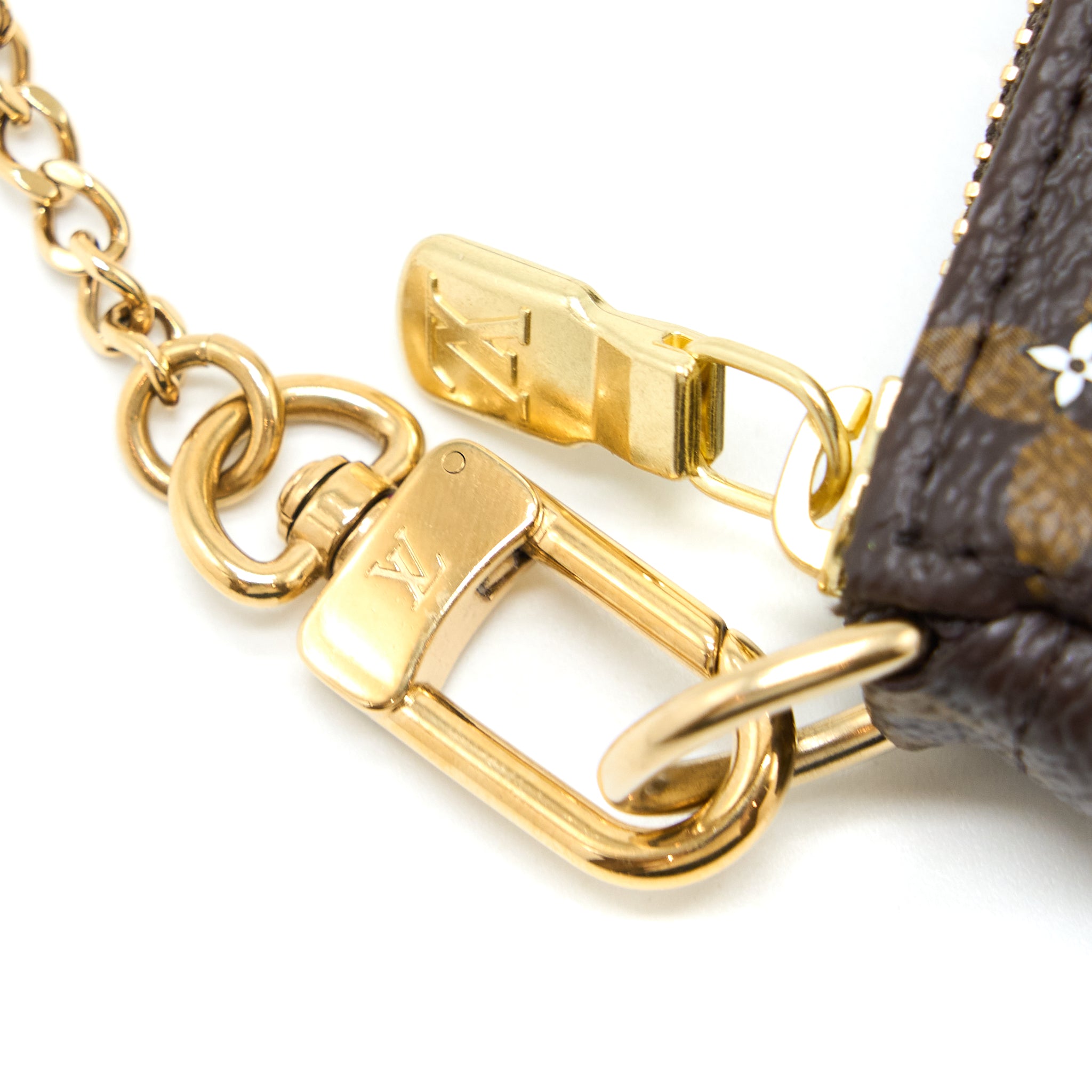 Louis Vuitton 2019 Limited Mini Pochette Accessories Monogram Canvas GHW - Image 4