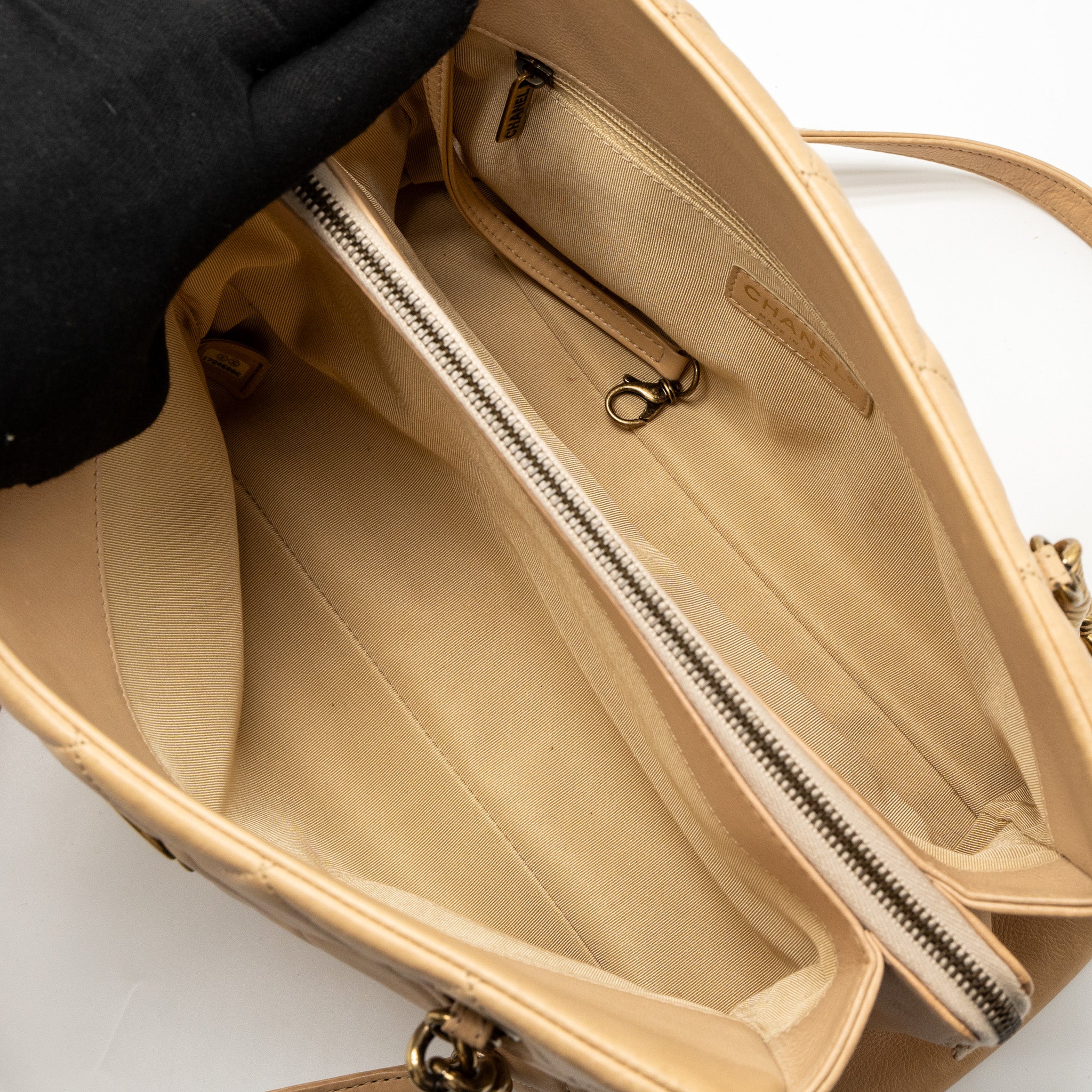 Chanel Shopping Tote Calfskin Beige GHW - Image 6