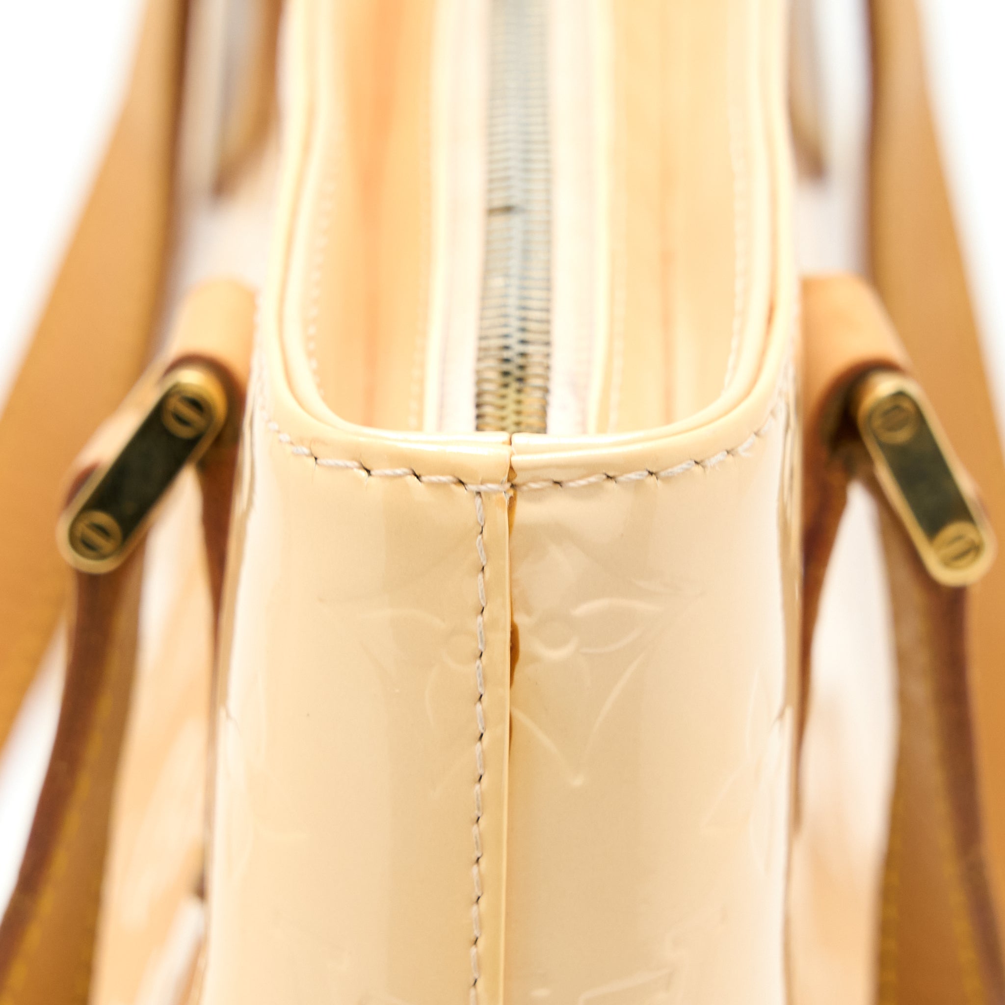 Louis Vuitton Vintage Huston Tote Vernis Beige GHW - Image 14