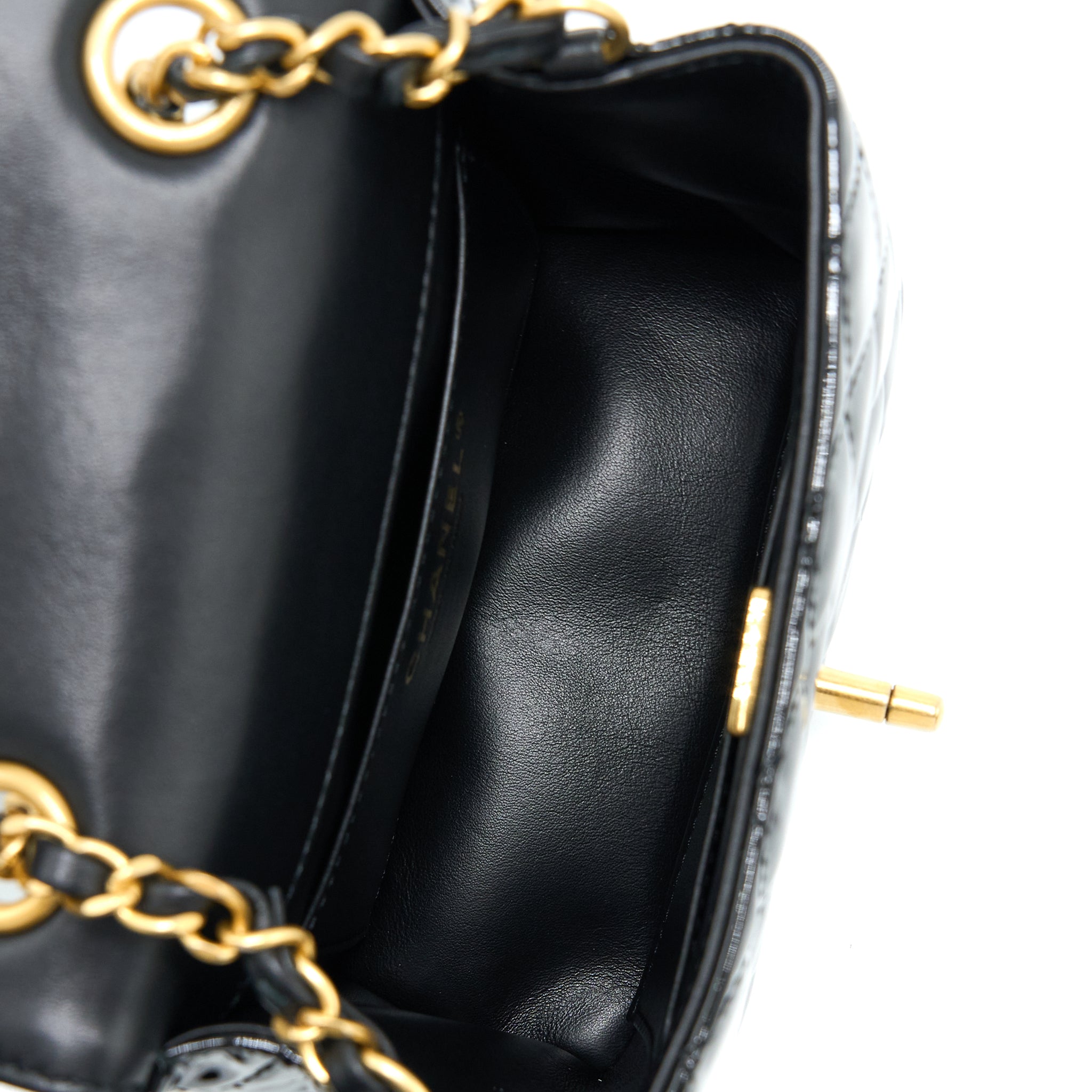 Chanel 22K Retro Classic New Square Mini Flap Bag Patent Black Brushed GHW(Microchip) - Image 6