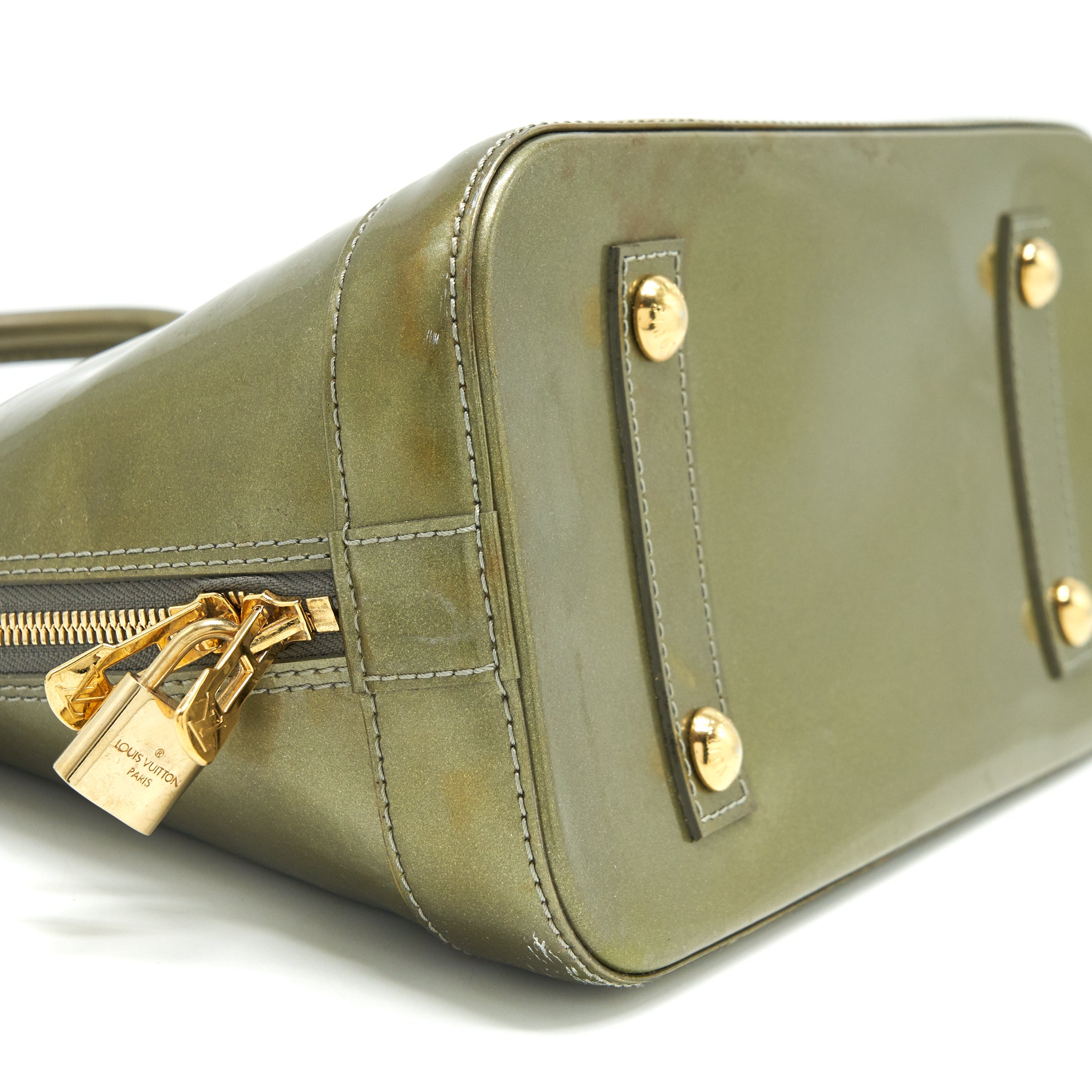 Louis Vuitton Patent ALMA PM Olive Green Wth Coin Purse Accessory - Image 9