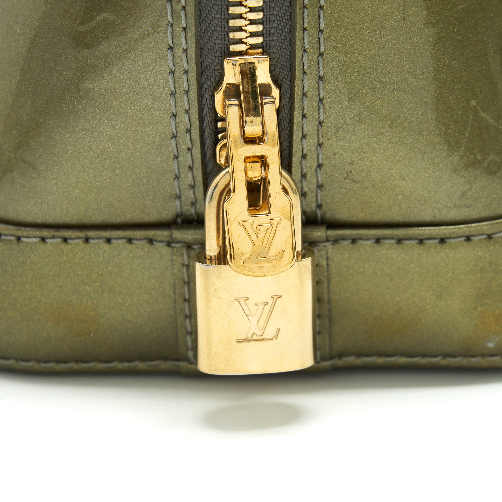 Louis Vuitton Patent ALMA PM Olive Green Wth Coin Purse Accessory - Image 12