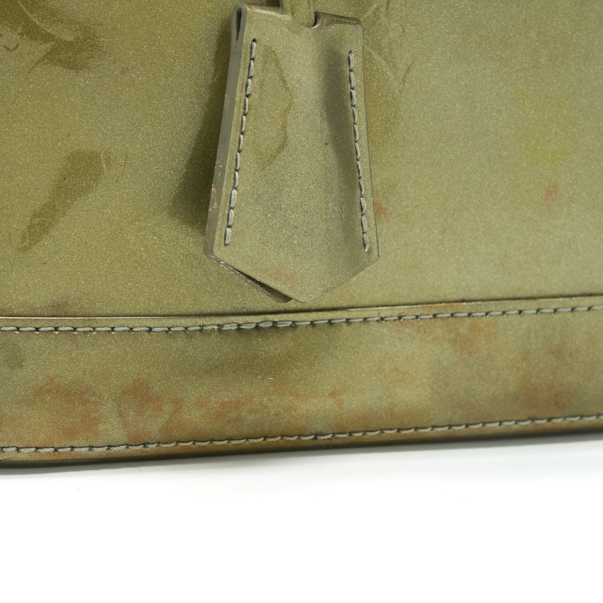 Louis Vuitton Patent ALMA PM Olive Green Wth Coin Purse Accessory - Image 13