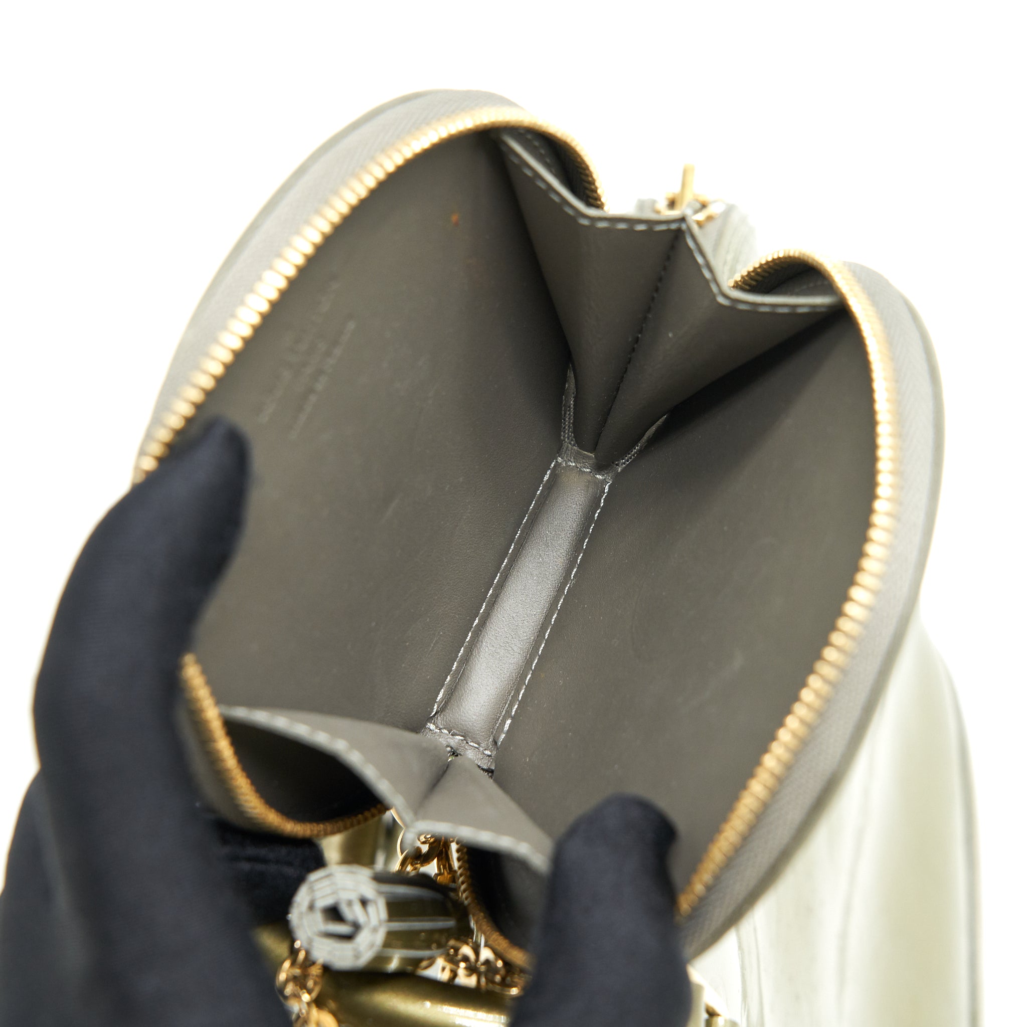 Louis Vuitton Patent ALMA PM Olive Green Wth Coin Purse Accessory - Image 7