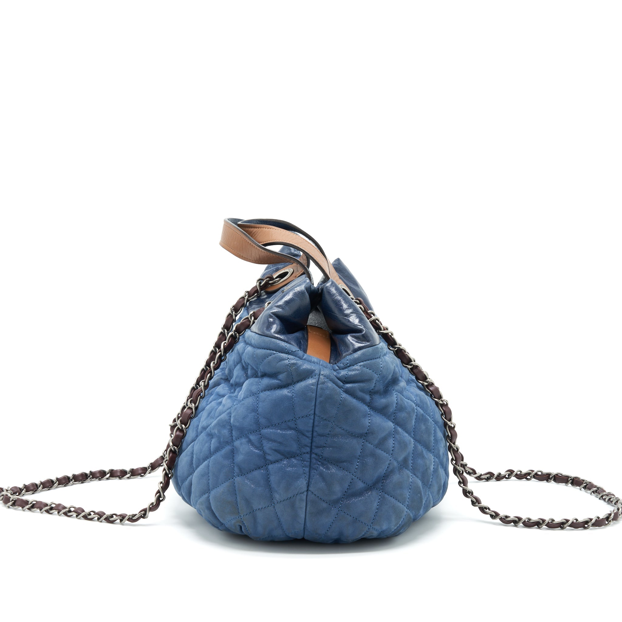 Chanel Quilted Shoulder Bag Blue Ruthenium Hardware - Image 4