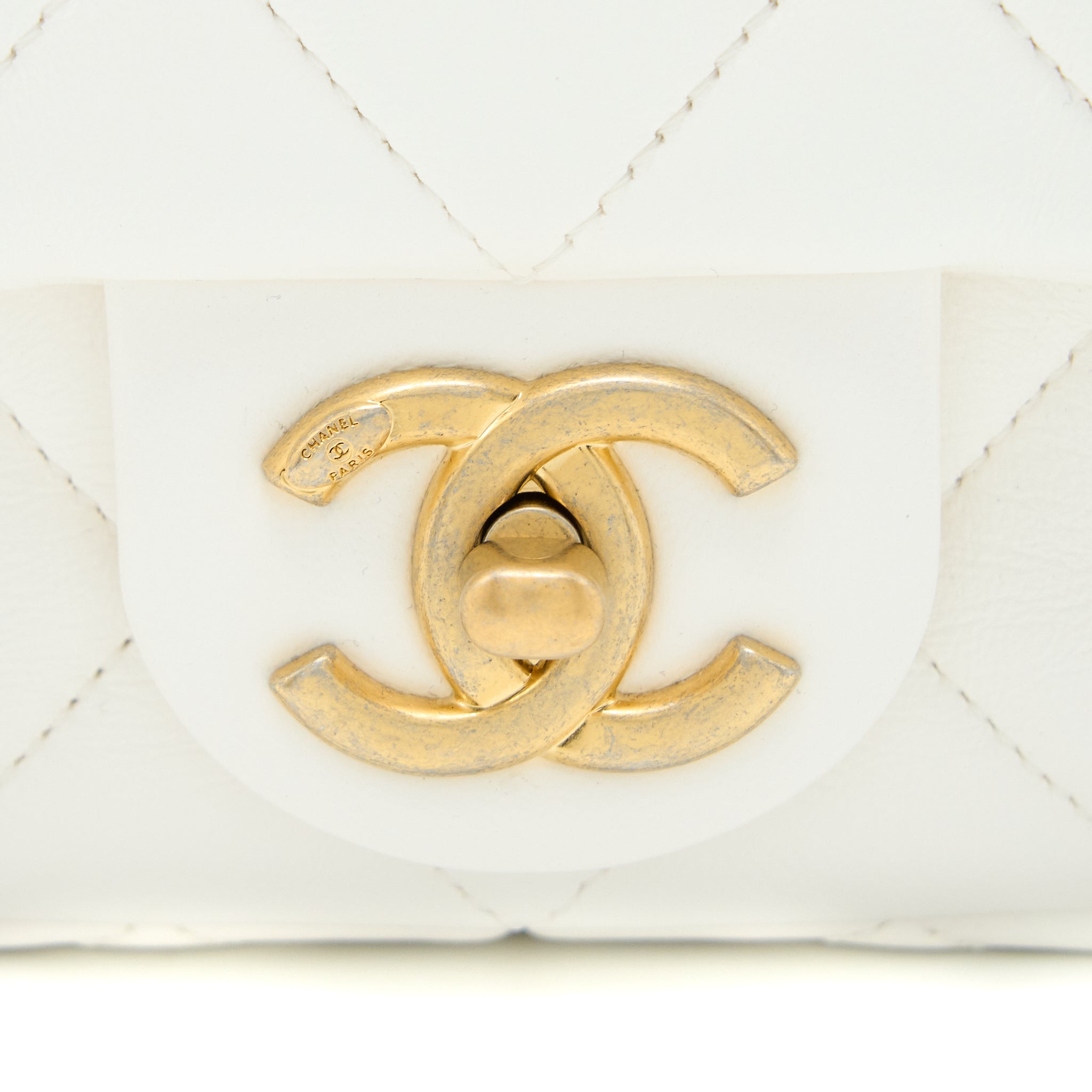 Chanel 22S Giant Chain Flap Shoulder Bag Lambskin White Brushed GHW (Microchip) - Image 7