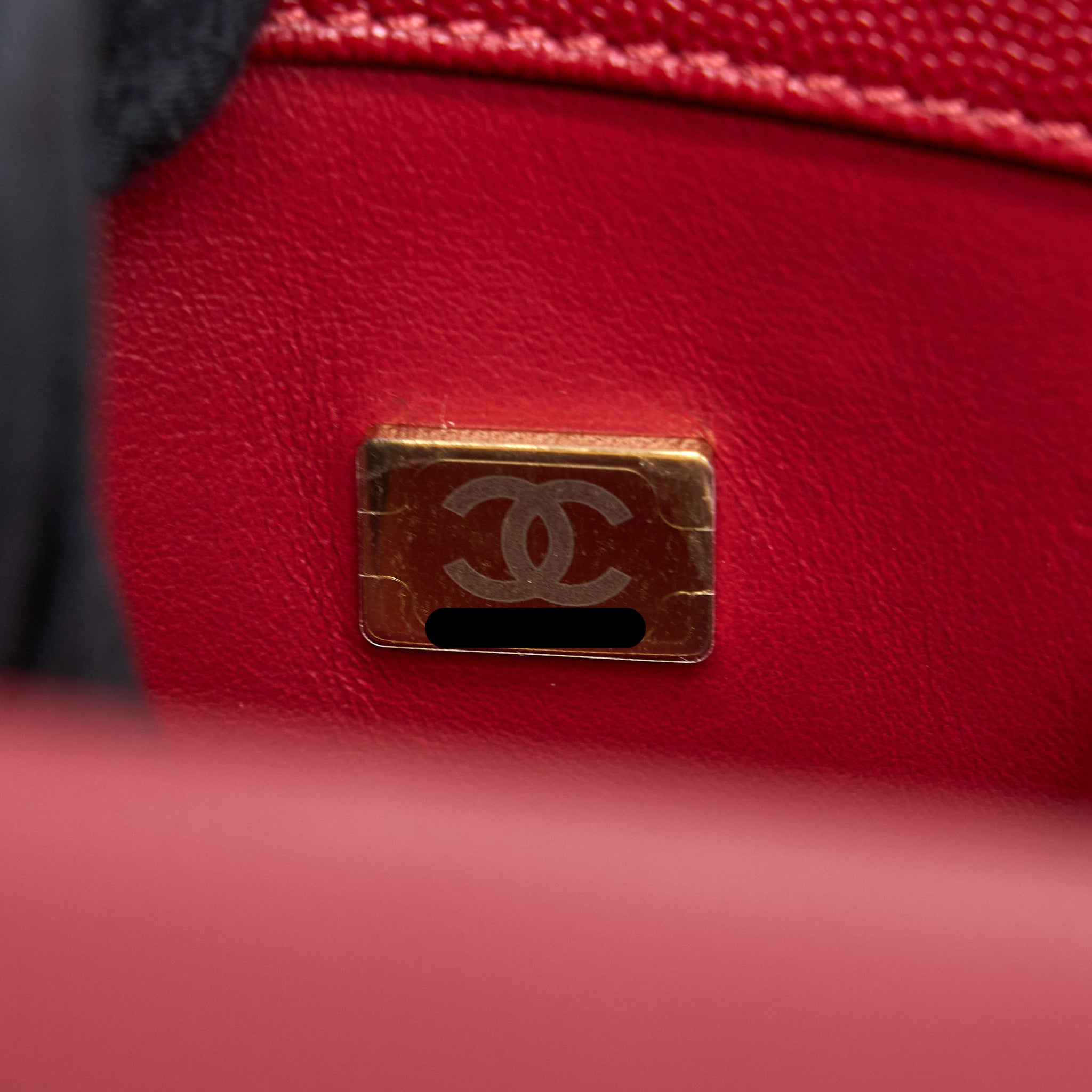 Chanel Medium Coco Handle Caviar Red LGHW (Microchip) - Image 13