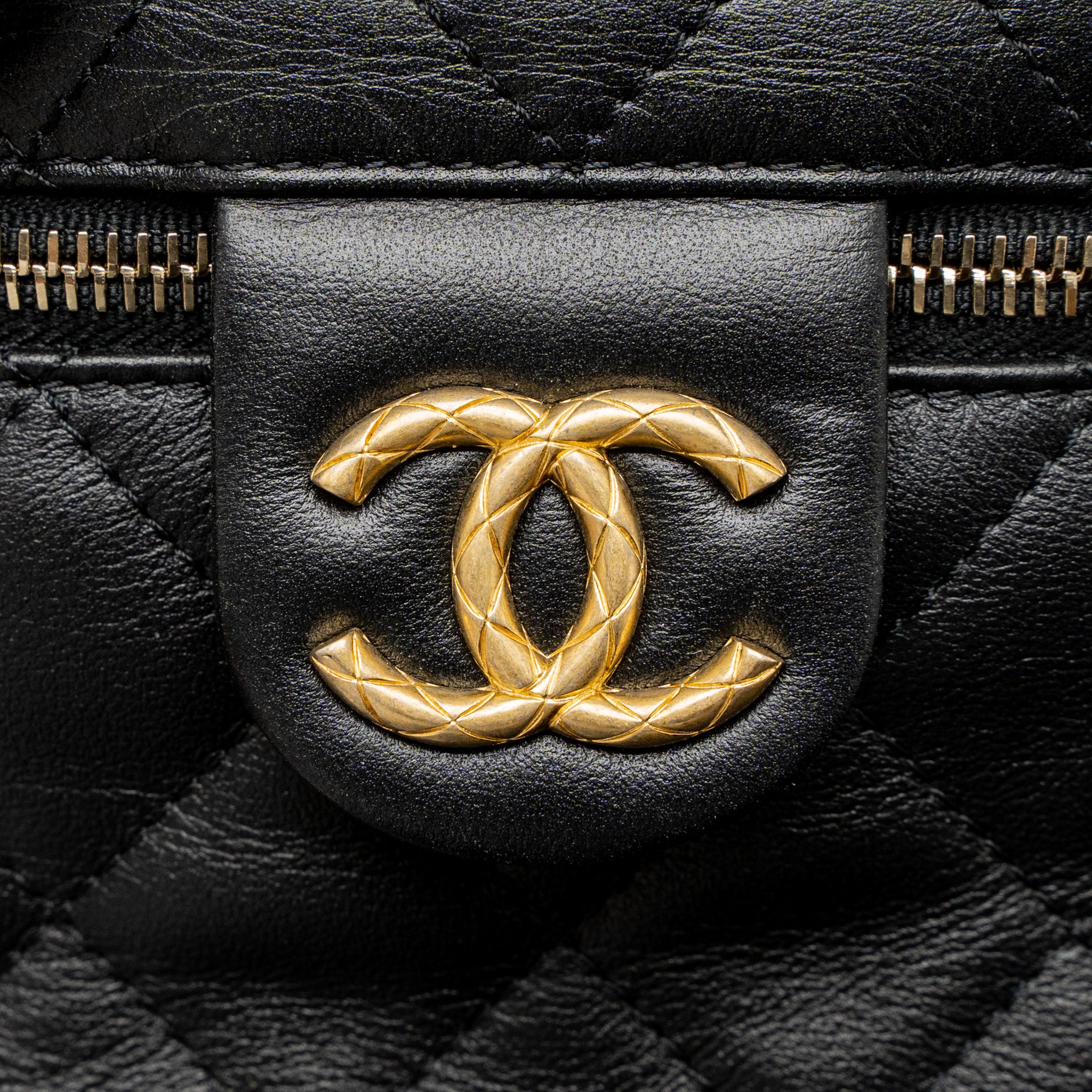 Chanel Top Handle Vanity Crossbody Bag Calfskin Black Brushed GHW (Microchip) - Image 8