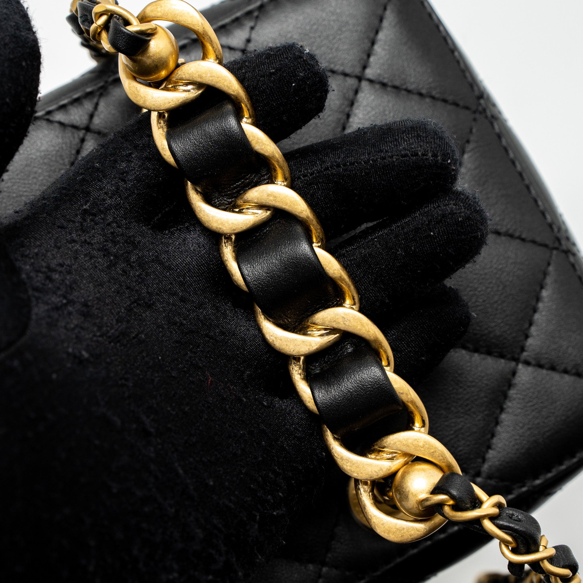 Chanel Top Handle Vanity Crossbody Bag Calfskin Black Brushed GHW (Microchip) - Image 9
