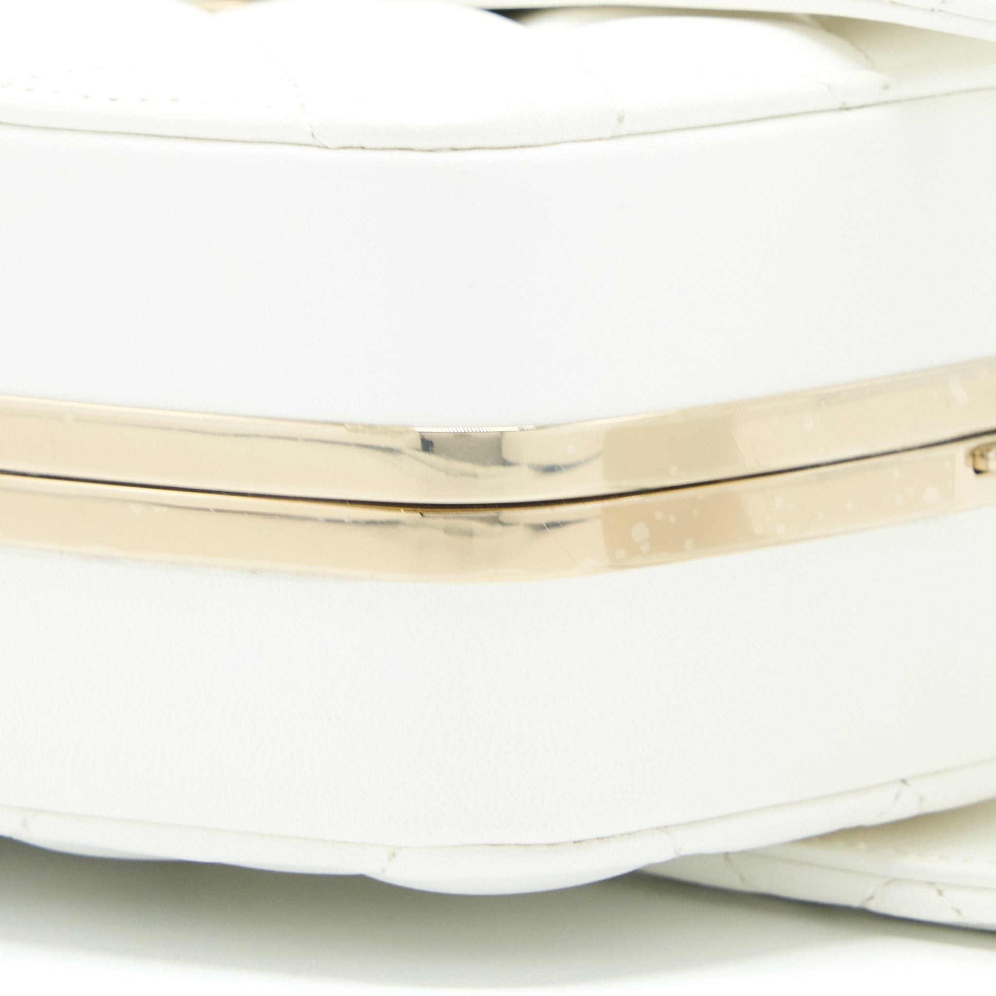 Chanel Quilted Clutch Bag Lambskin White LGHW - Image 8