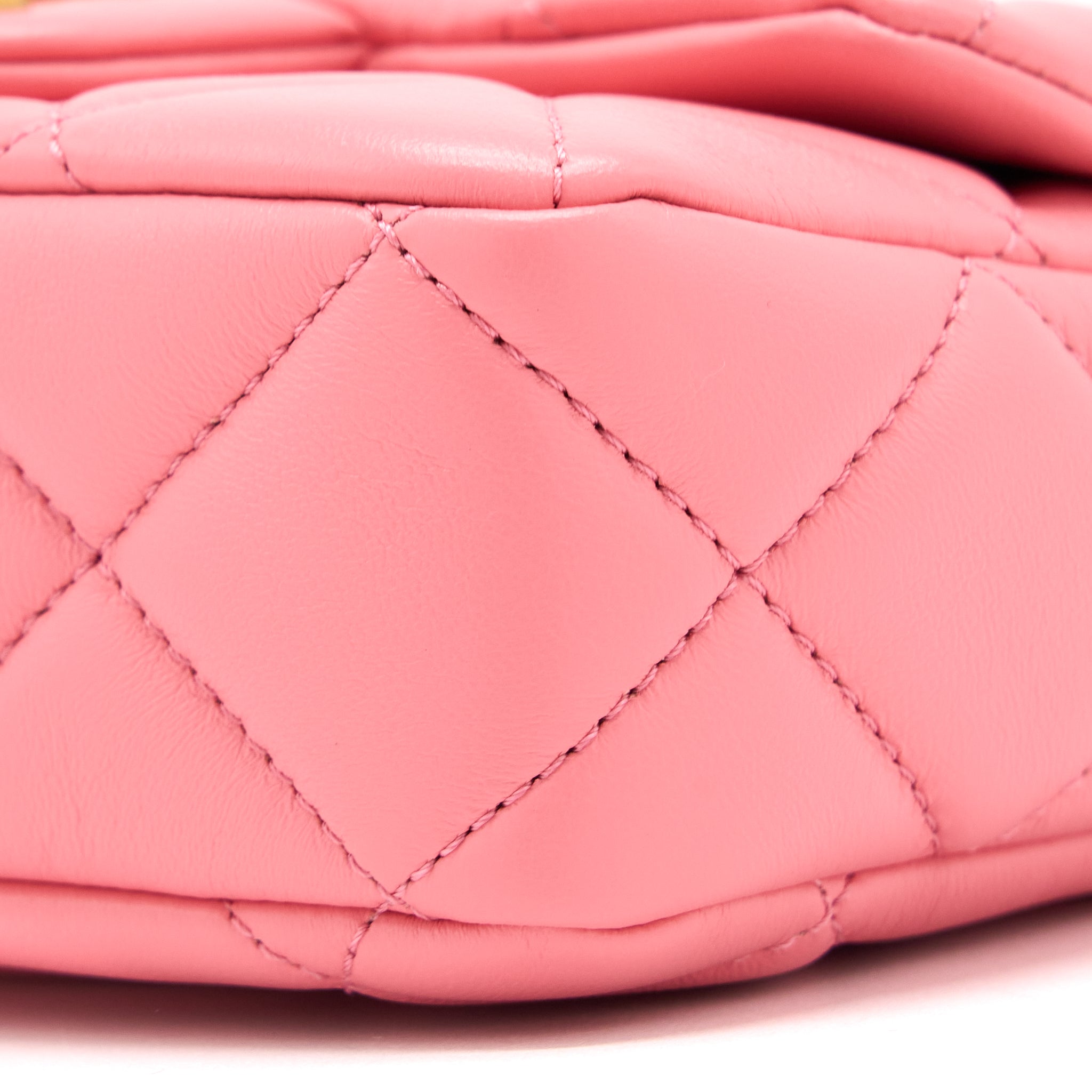 Chanel 22P Mini Square Flap Bag Lambskin Pink With Enamel And Gold Hardware (Microchip) - Image 8