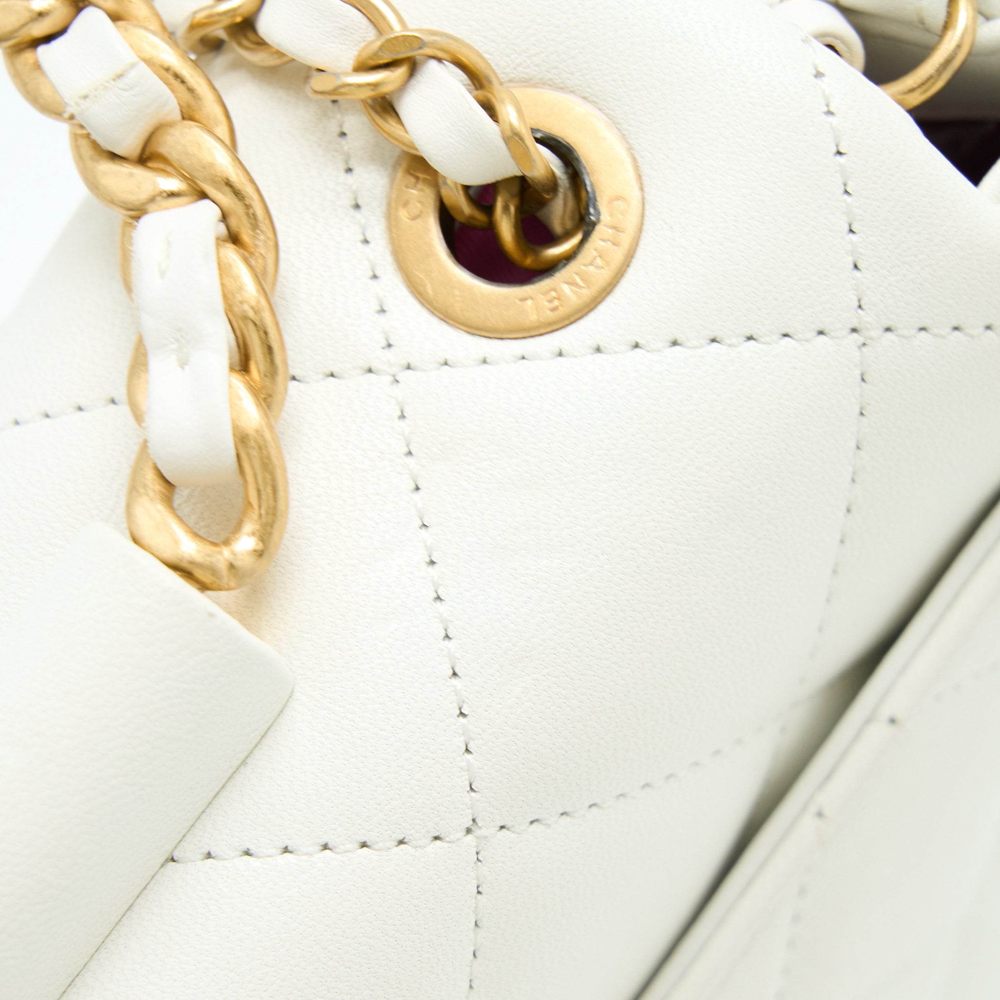 Chanel Circular Handle Quilted Flap Bag Lambskin White Brushed GHW - Image 8