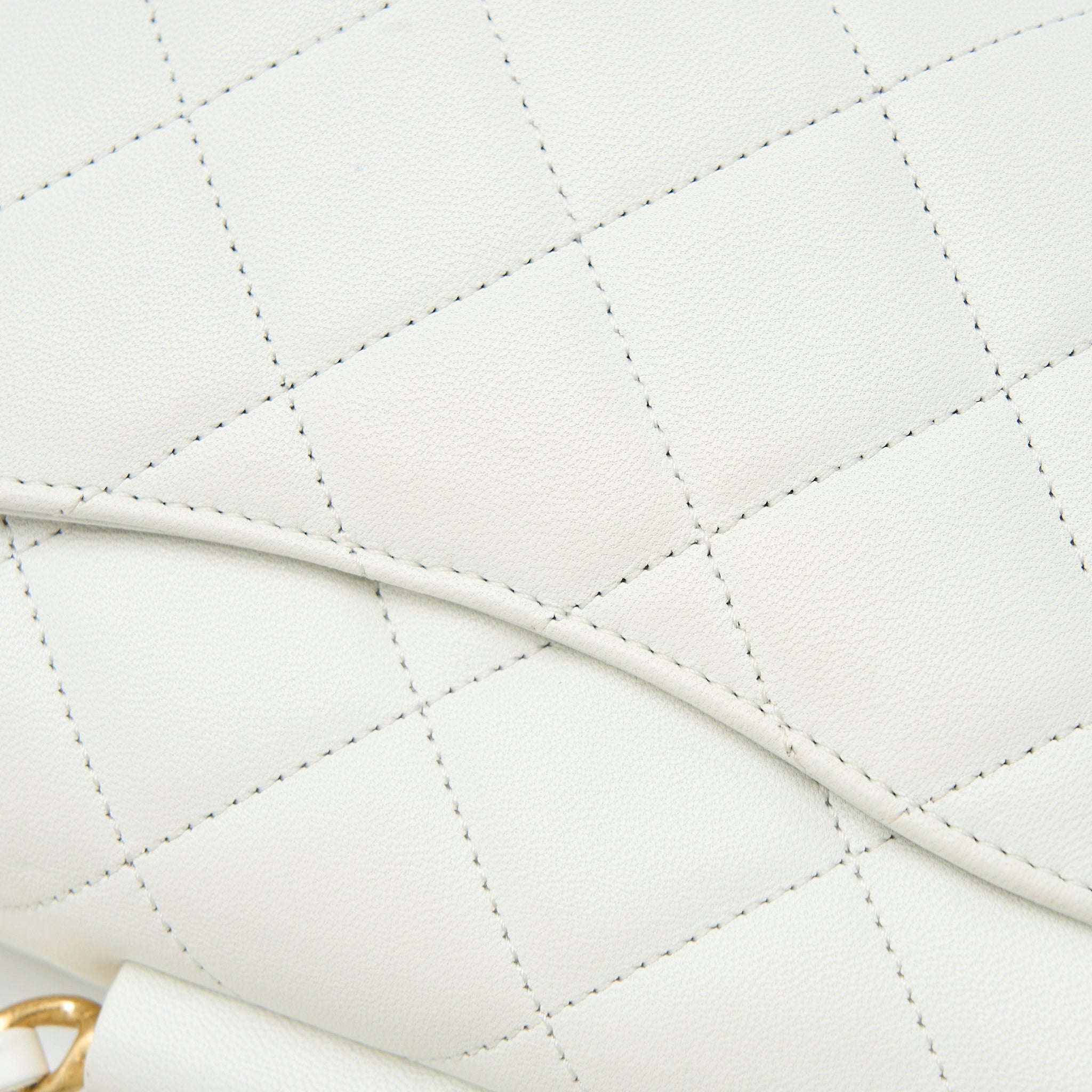Chanel Circular Handle Quilted Flap Bag Lambskin White Brushed GHW - Image 12