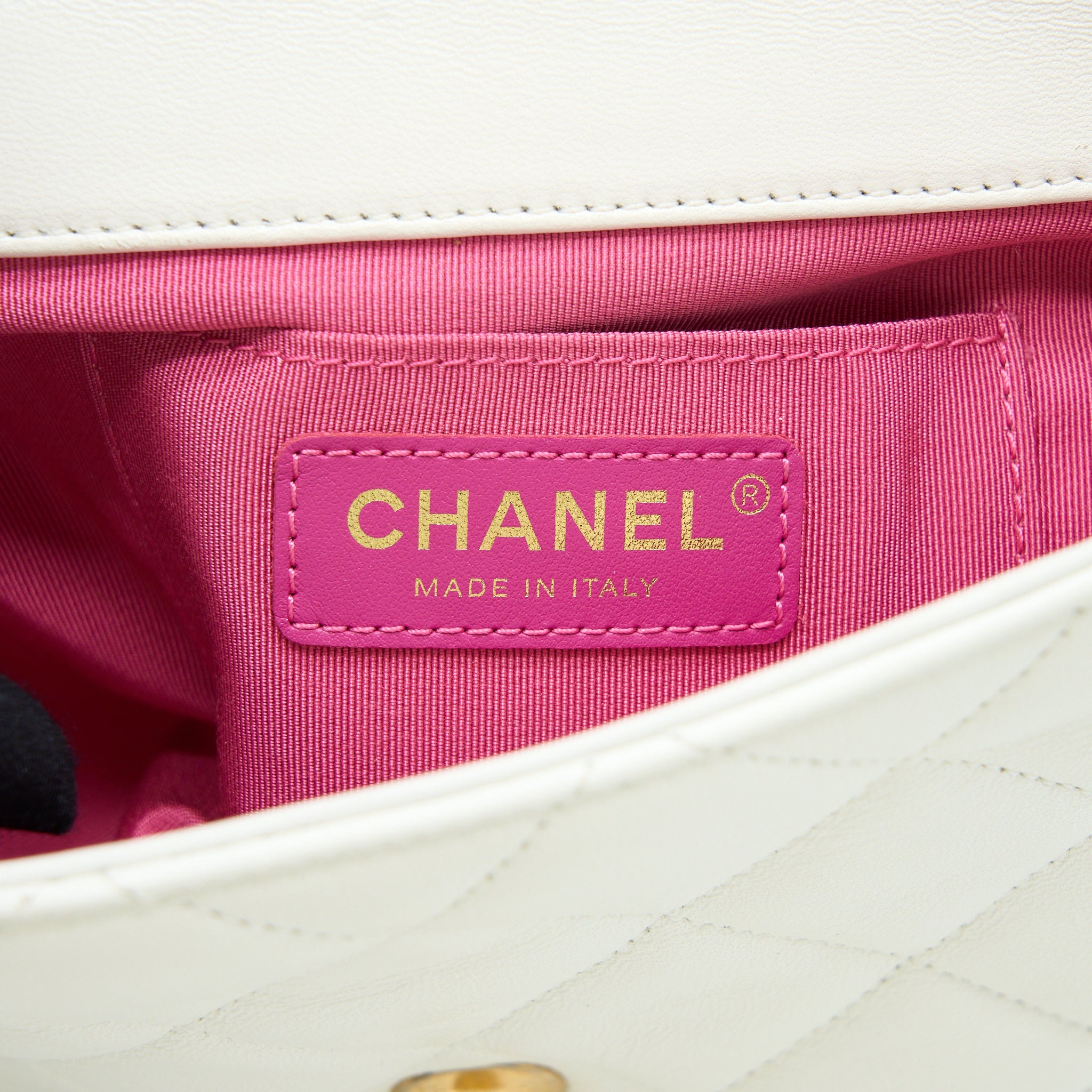 Chanel Circular Handle Quilted Flap Bag Lambskin White Brushed GHW - Image 16