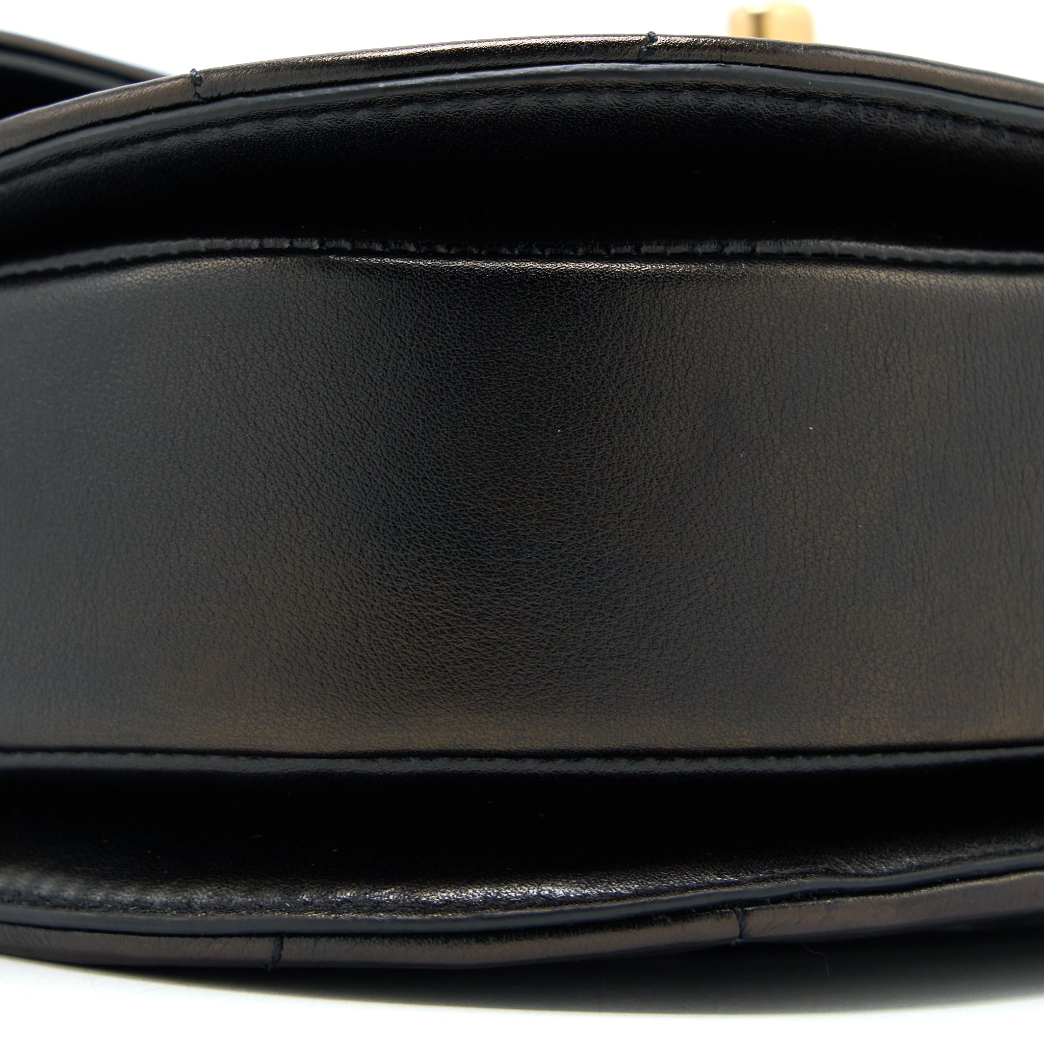 Chanel 21S Moon Messenger Bag Calfskin Black GHW - Image 14