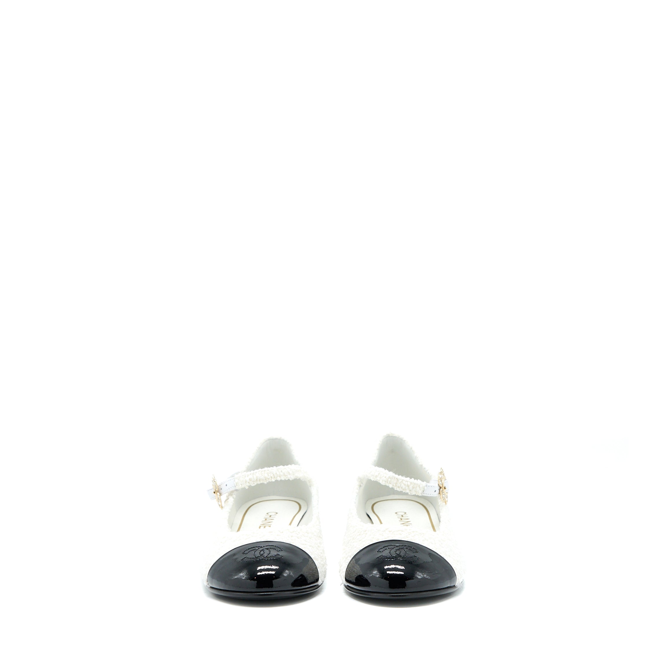 Chanel Size 39 23C Flat Shoes Fabric/Patent Black/White - Image 2