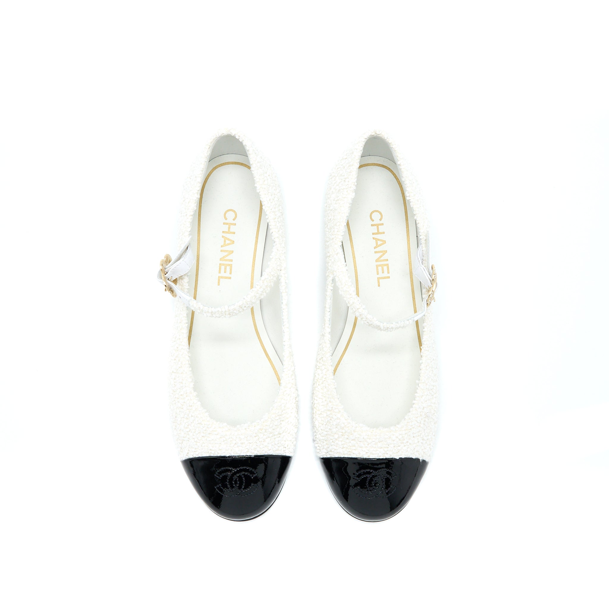 Chanel Size 39 23C Flat Shoes Fabric/Patent Black/White - Image 3