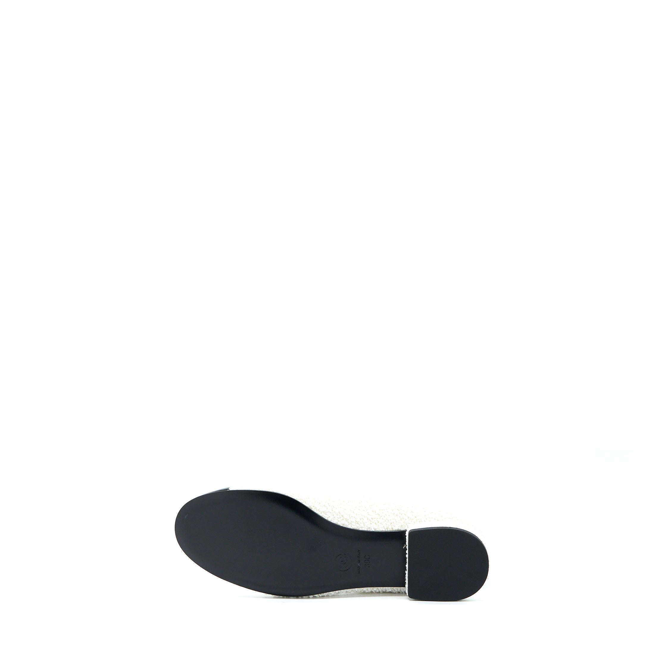 Chanel Size 39 23C Flat Shoes Fabric/Patent Black/White - Image 7