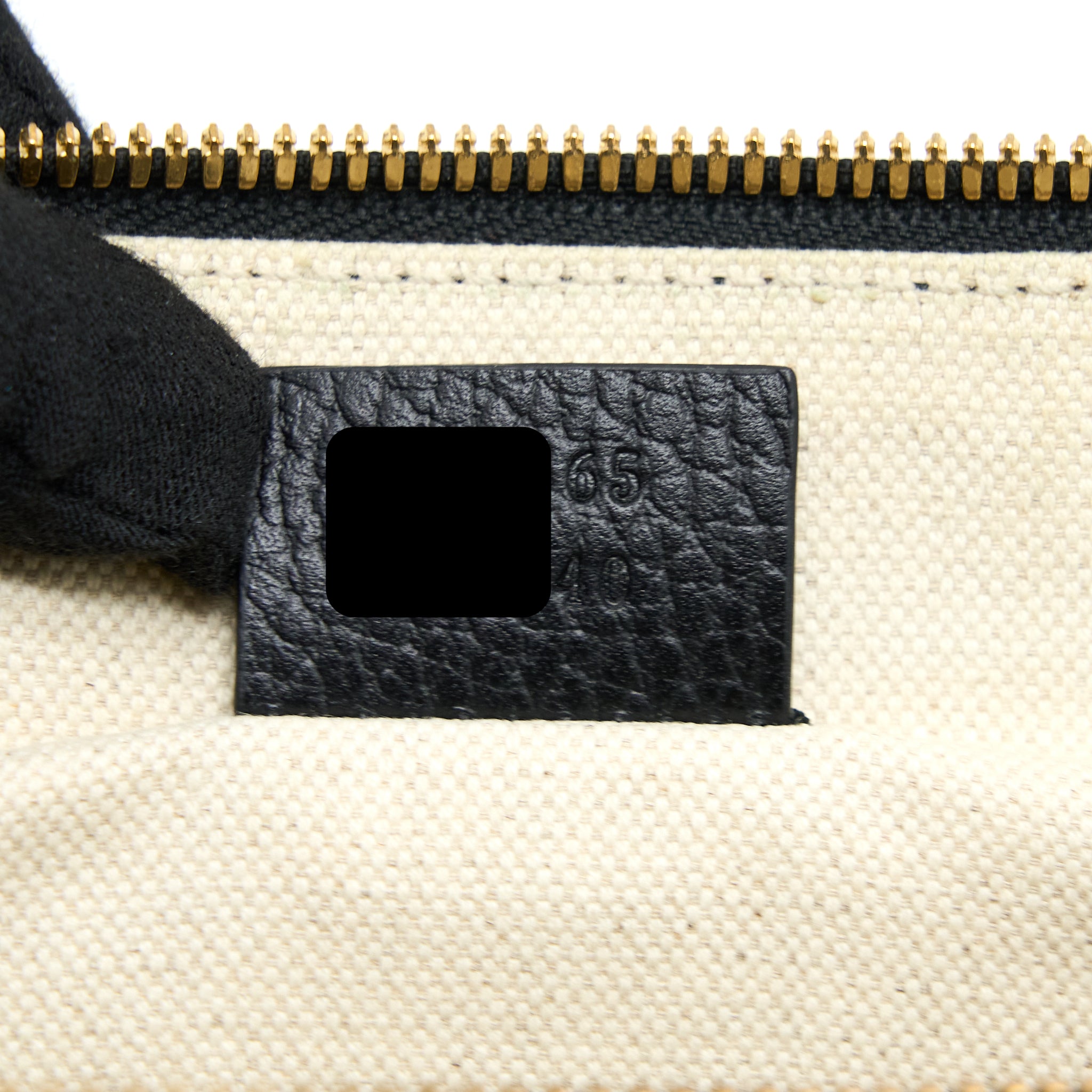 Gucci Snake Printed Camera Bag Calfskin Black GHW - Image 15