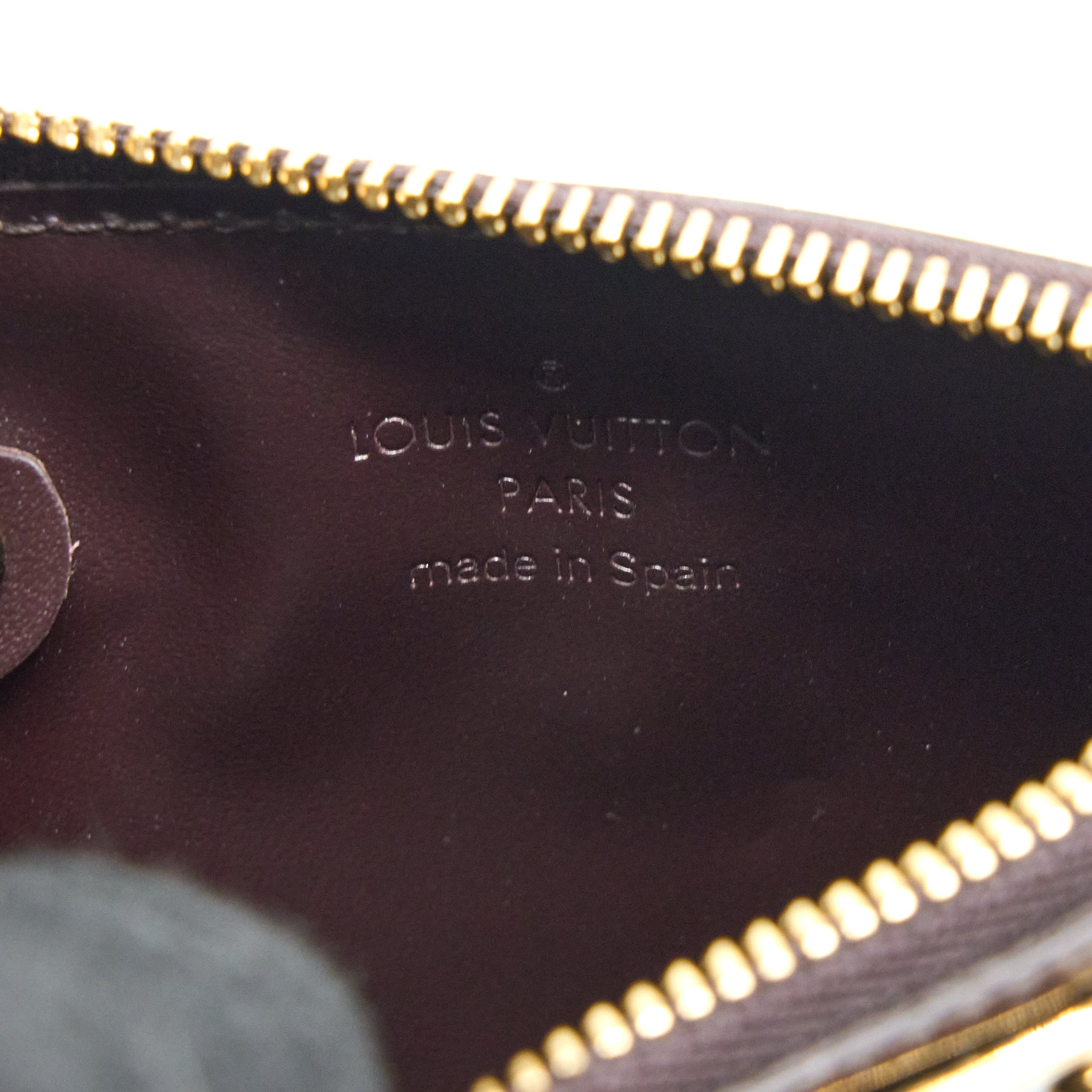 Louis Vuitton Zippy Pouch with Key Chain Patent Dark Red GHW - Image 9