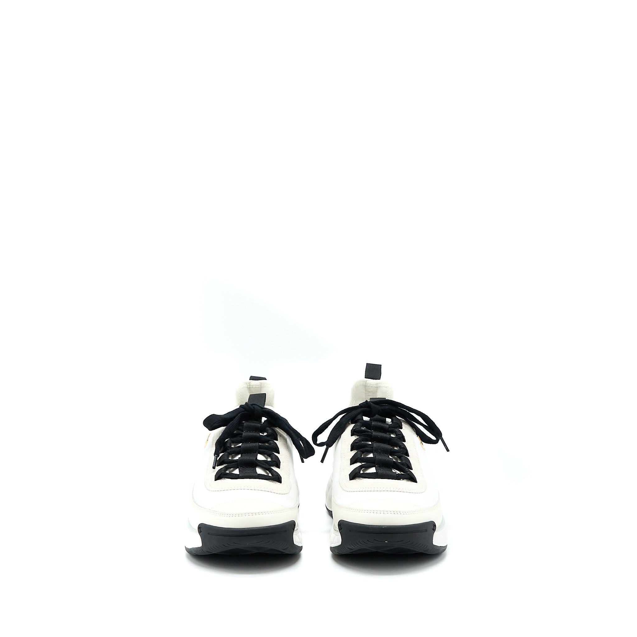 Chanel Size 41 Sport Trail Sneaker Suede/Calfskin White/Black GHW - Image 2