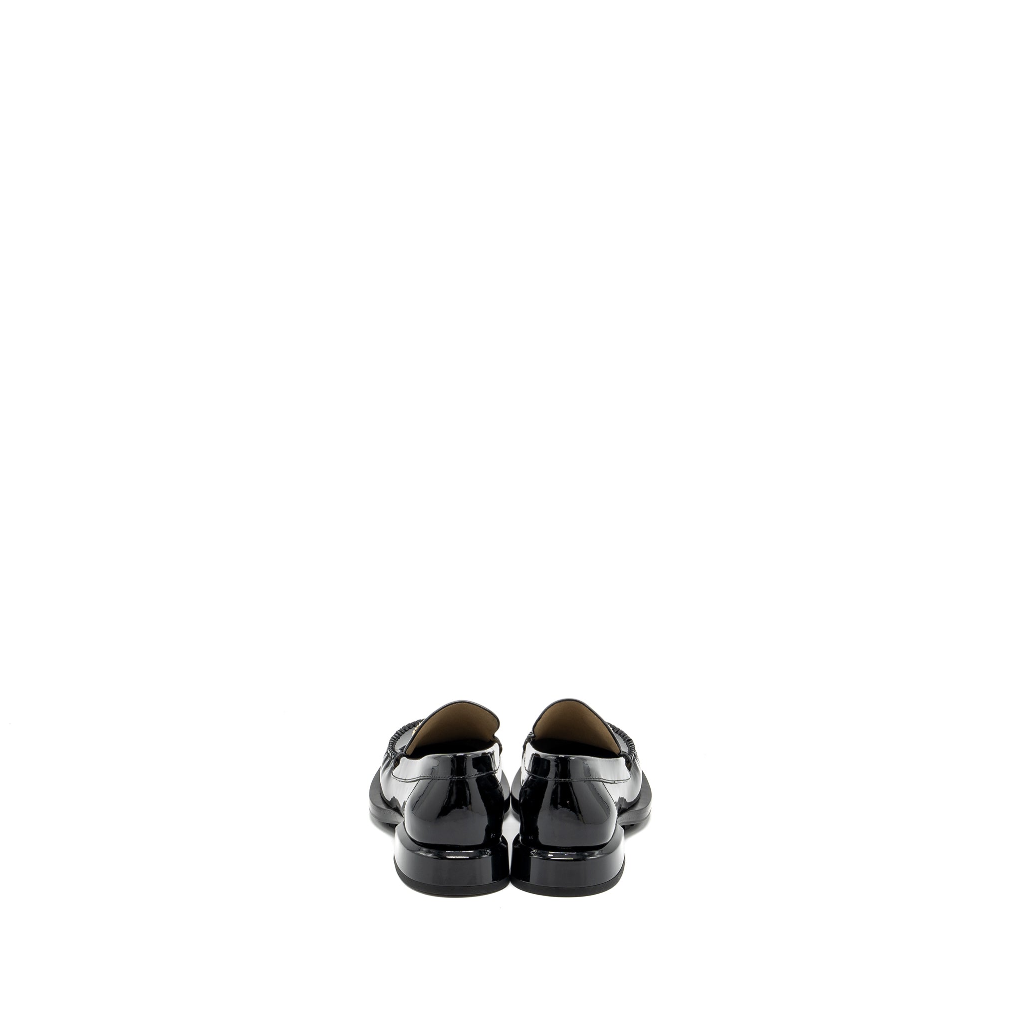 Chanel Size 38.5 CC Logo With Pearl Loafer Patent Black GHW - Image 3