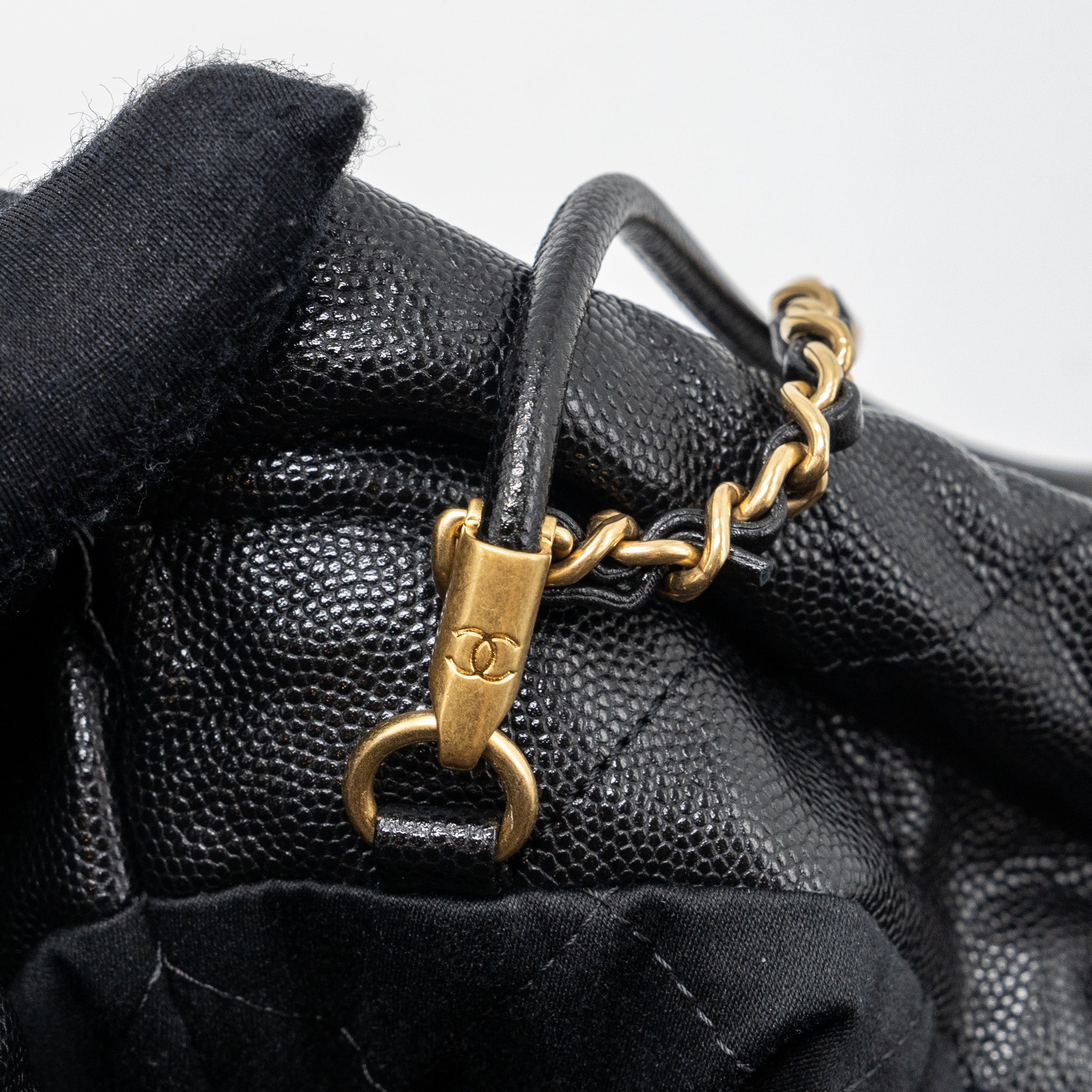 Chanel mini 22 bag caviar black GHW (microchip) - Image 12