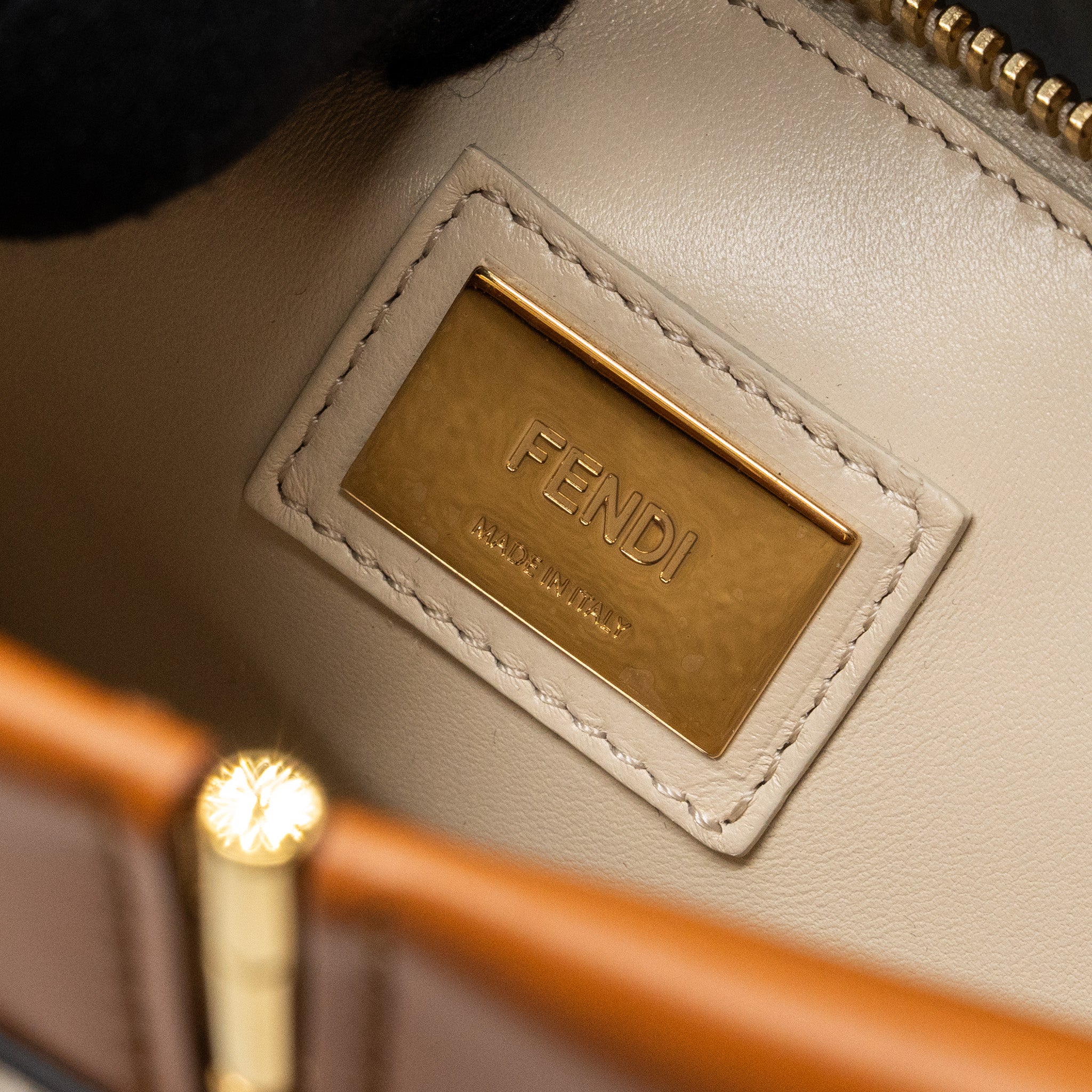 Fendi Medium Peekaboo Bag Calfskin Multicolour GHW - Image 12