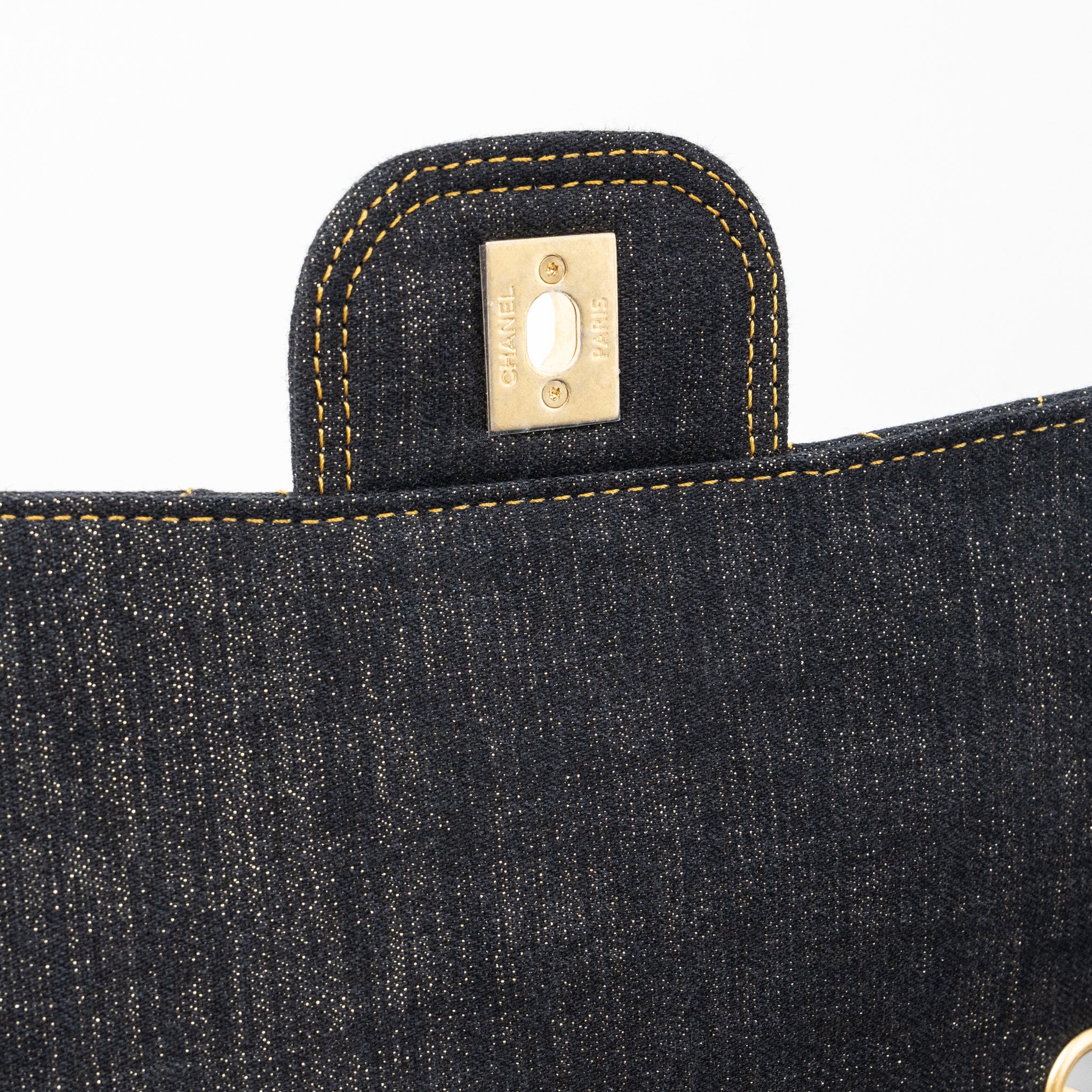 Chanel 23S flap backpack denim dark blue Brushed GHW (microchip) - Image 10