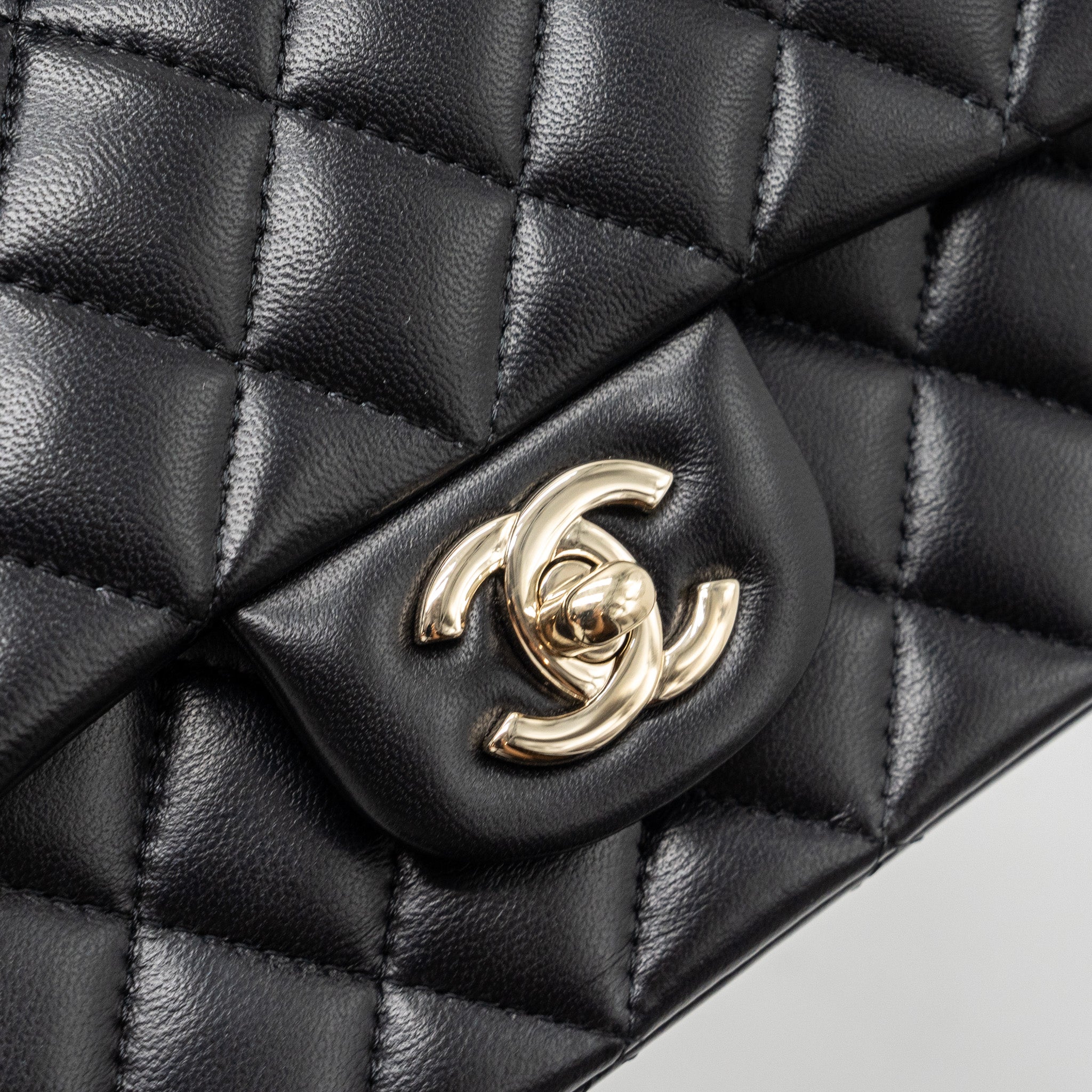Chanel Top Handle Mini Rectangular Lambskin Black LGHW(Microchip) - Image 9