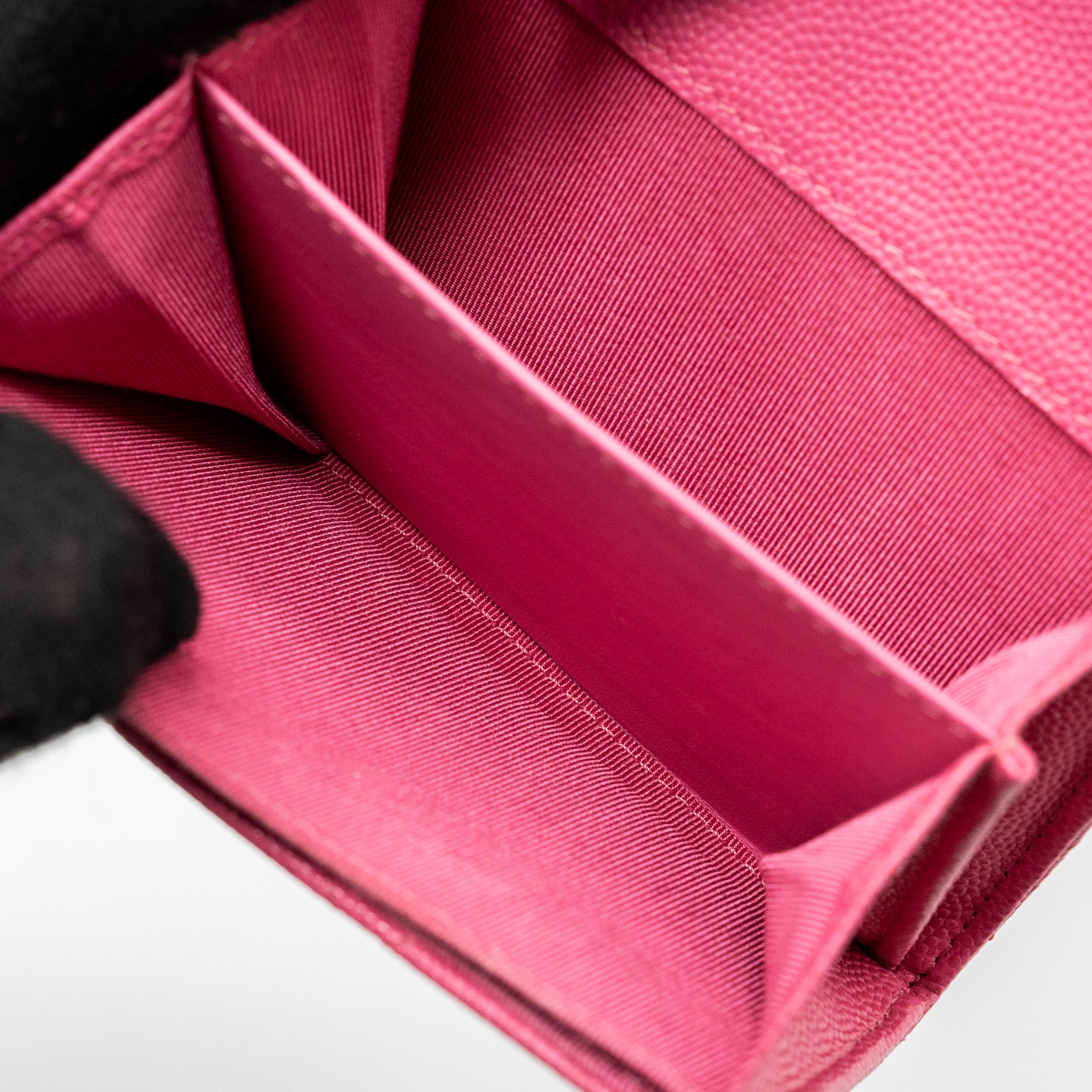 Chanel quilted small flap wallet caviar pink LGHW - Image 9