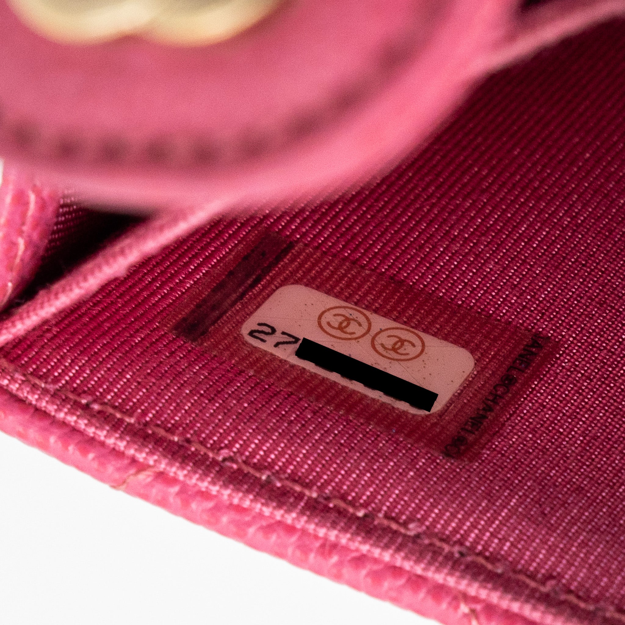 Chanel quilted small flap wallet caviar pink LGHW - Image 11